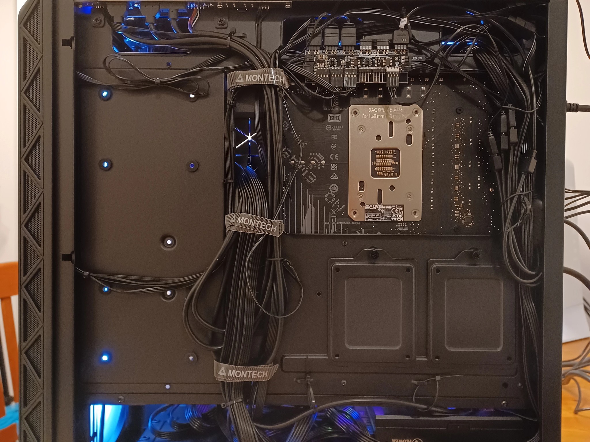 4K Gaming Mid-Tower (Ryzen 9 7900X3D + Radeon RX 7900 XTX + DDR5-6000 CL30 2x32GB)