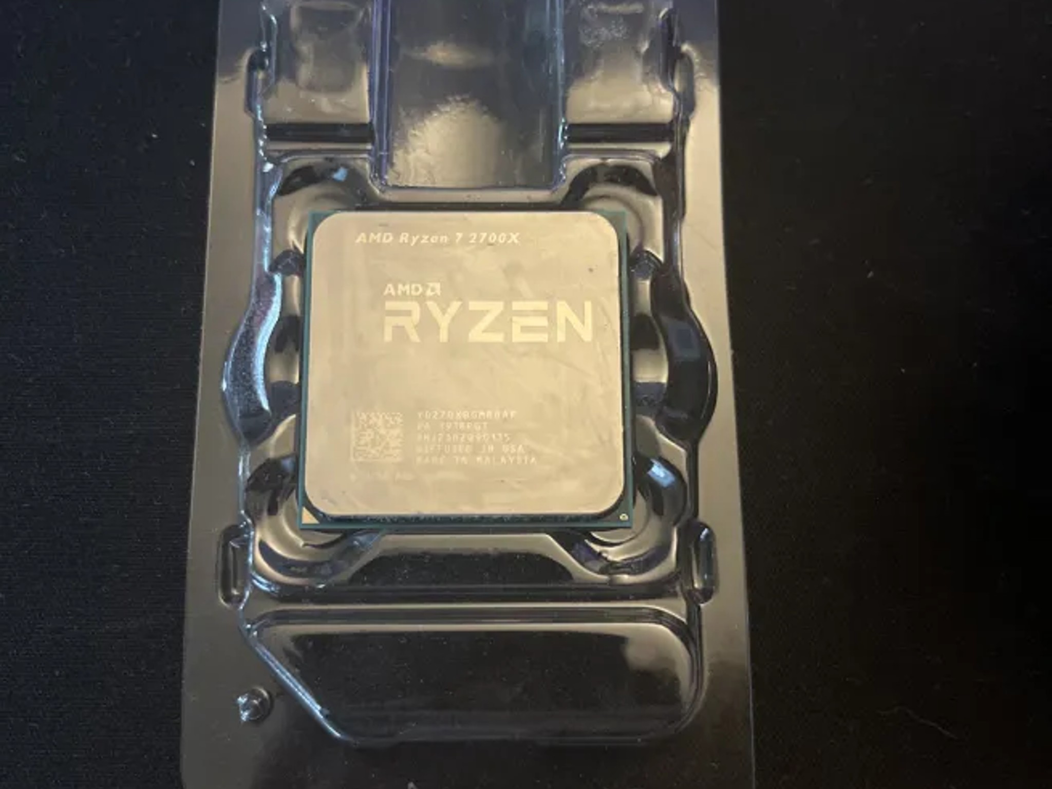 Ryzen 7 2700x w/ Wraith Prism Cooler