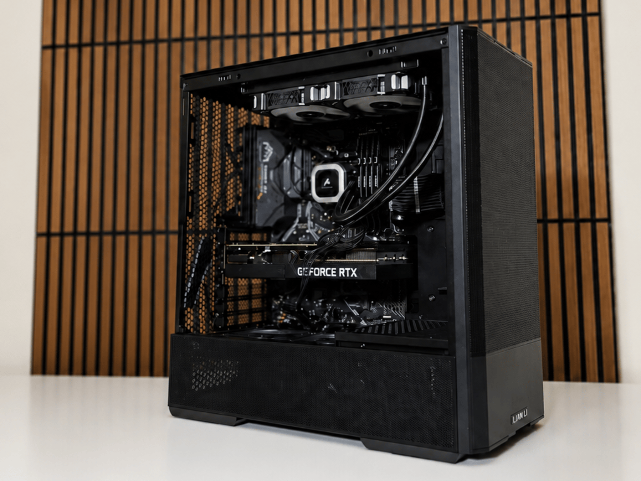 1440P | RTX 3080 10 GB | Ryzen7  5800X  | 32GB Ram | NVME | Win 11 | Liquid Cooled