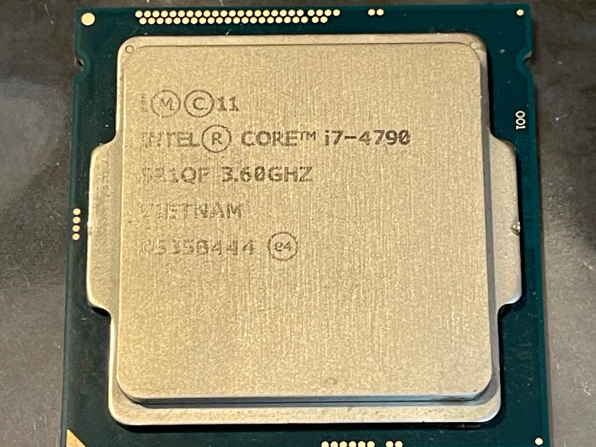 Intel i7-4790