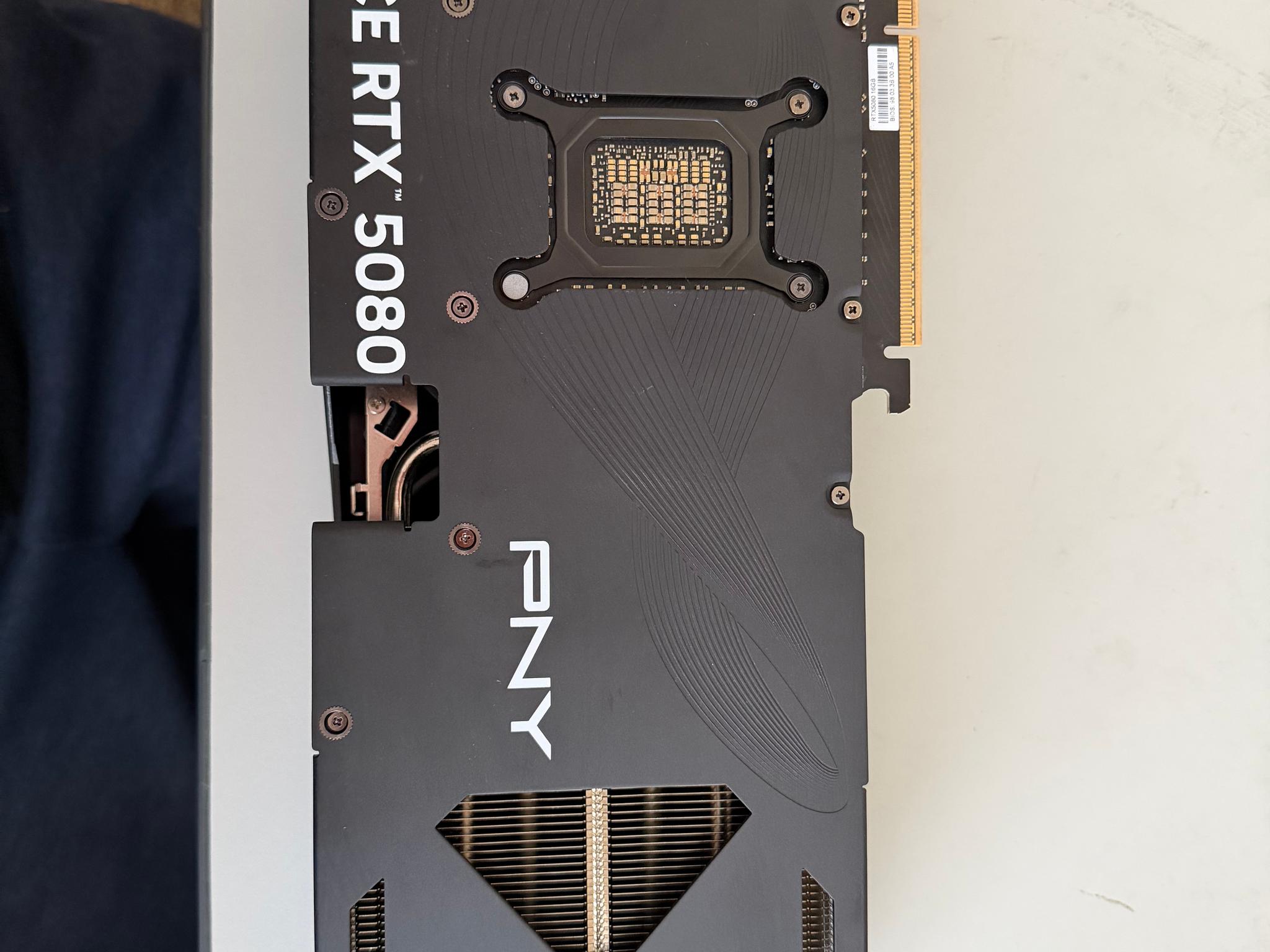 PNY GeForce RTX 5080 Triple Fan