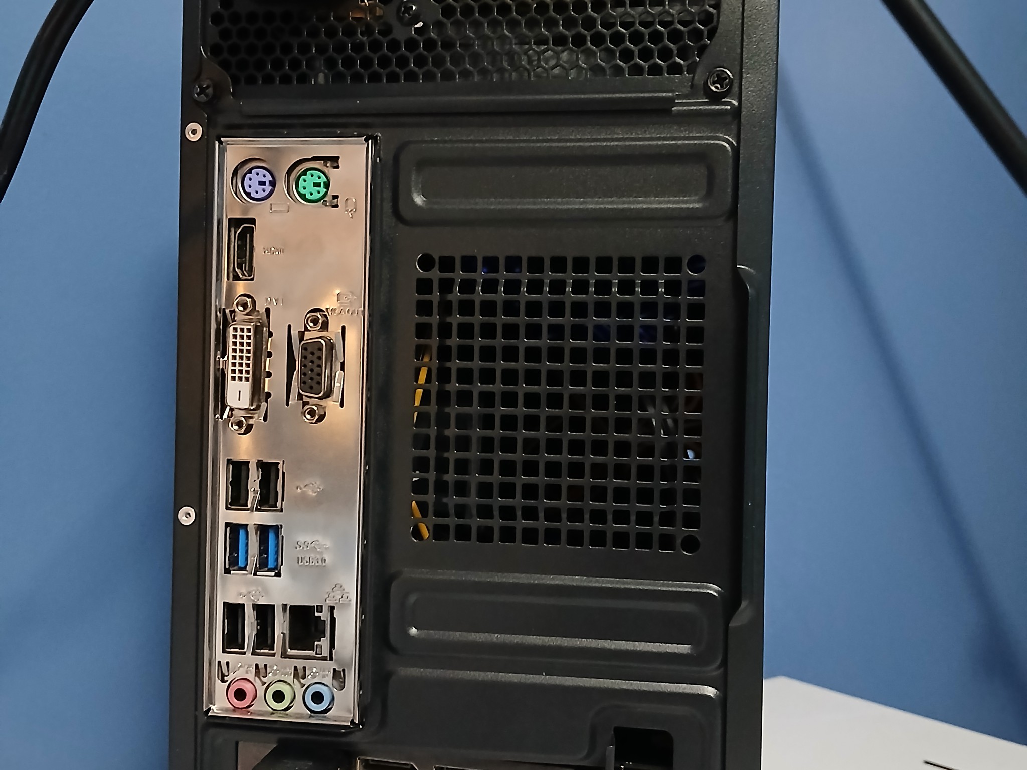 130+ FPS Fortnite | i5-4590, 16GB RAM, RED DEVIL RX 580, 245GB SSD, Win 11 Value PCs