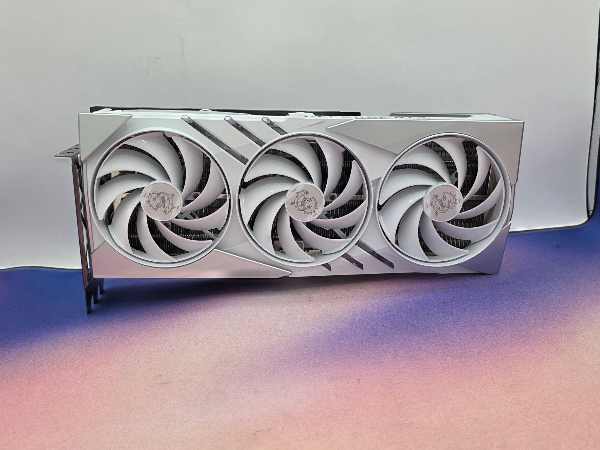 MSI Gaming X Slim White RTX 4080 Super