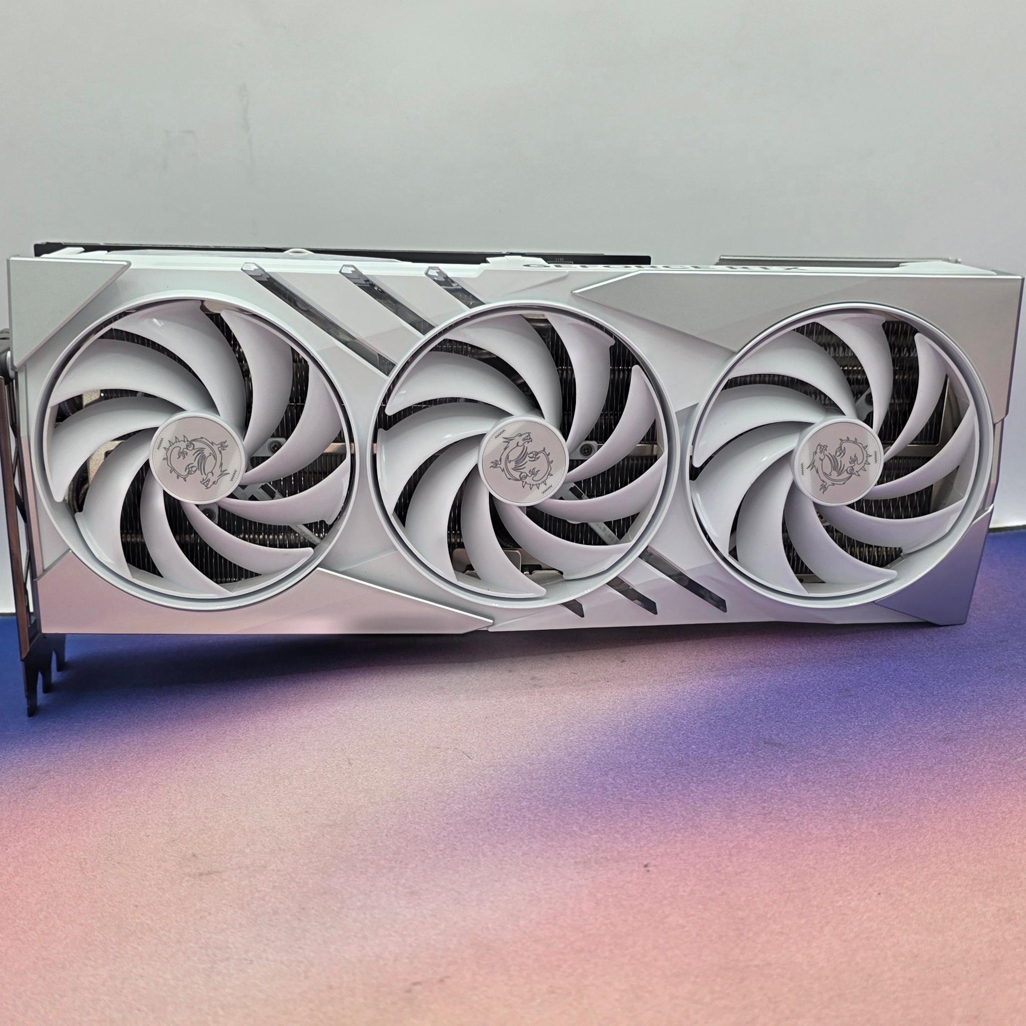 MSI Gaming X Slim White RTX 4080 Super
