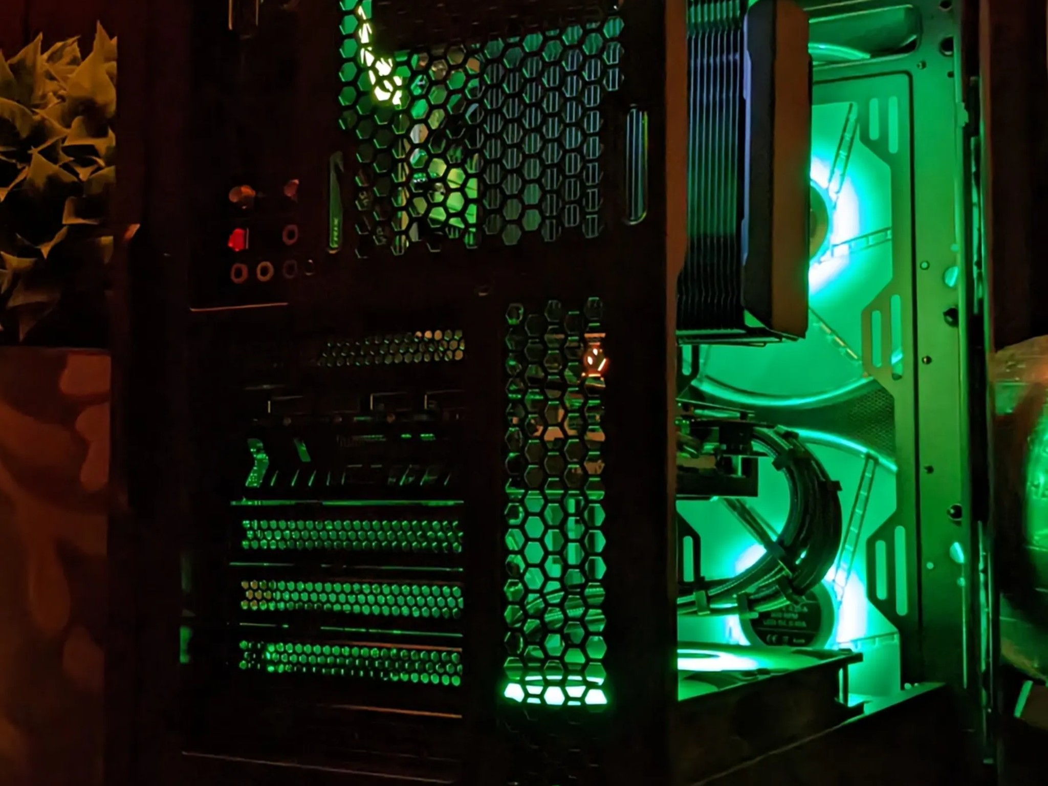 🔵🥷Blue/ShiNobi | RX6700XT 12GB| Ryzen 5 @4.2GHz|16GB Vengeace DDR4 (ARGB)| 1TB NVMe SSD| Windows 11