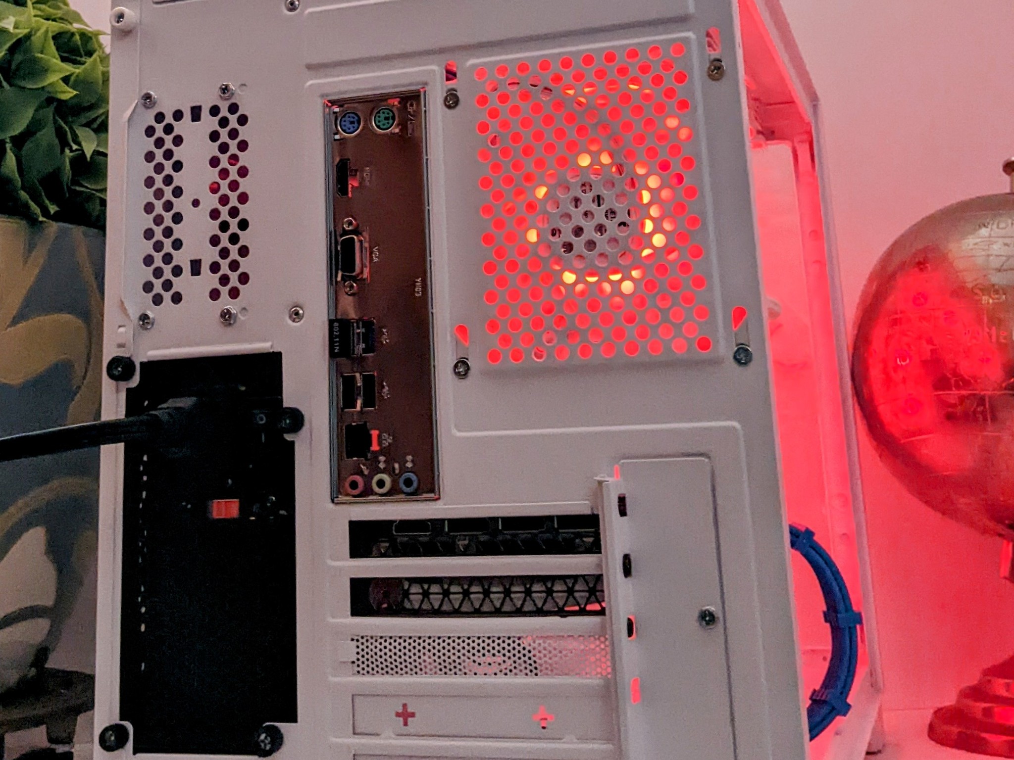 (Liquid🌊Cooled) ⚪️Gaming PC| RTX 3060TI | Ryzen 5@4GHz| 16GB Gloway DDR4 RAM| 800GB SSD| Windows 11