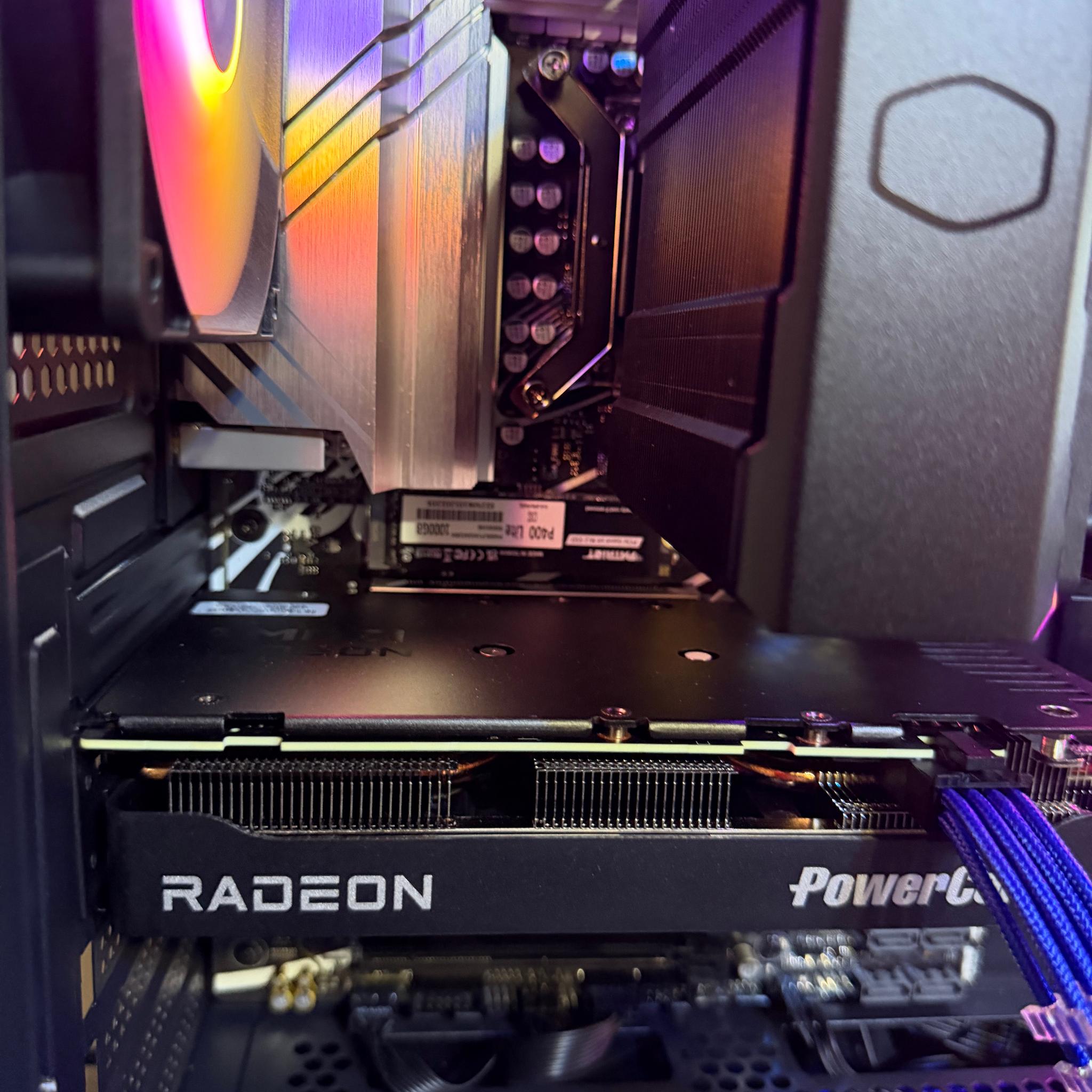 RX 9060 XT (16GB) | Intel I7 12700f | DDR5 32GB (2x16GB) — Custom Gaming PC