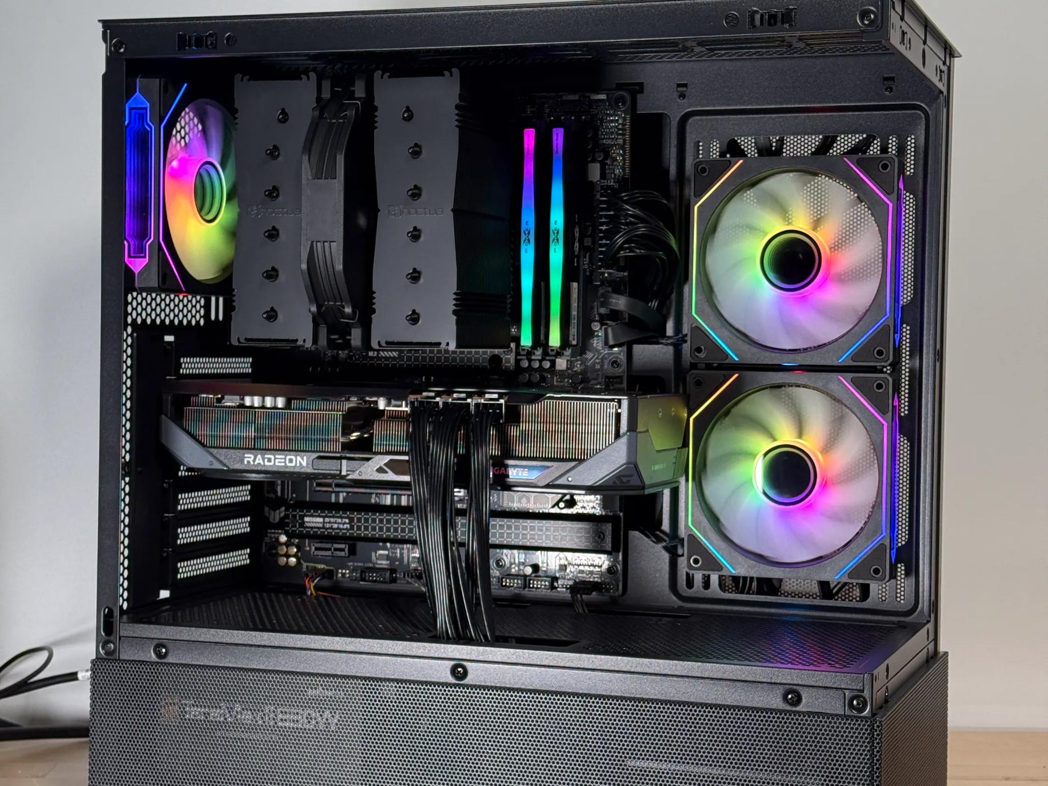 RX 9070XT and Ryzen 9 9900x Gaming PC