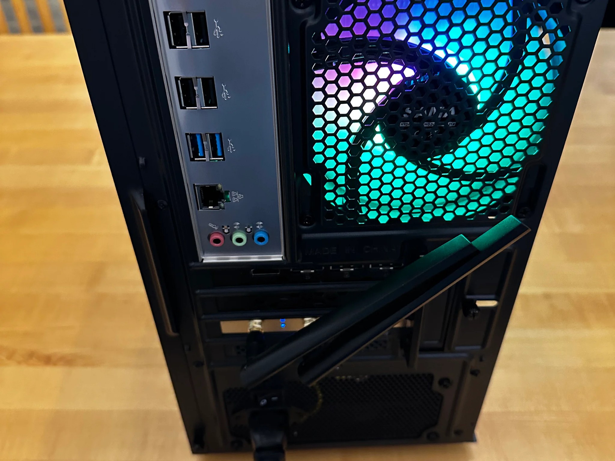 Budget Commission PC: Xeon CPU, RX 580, 16gb Ram, 512gb SSD