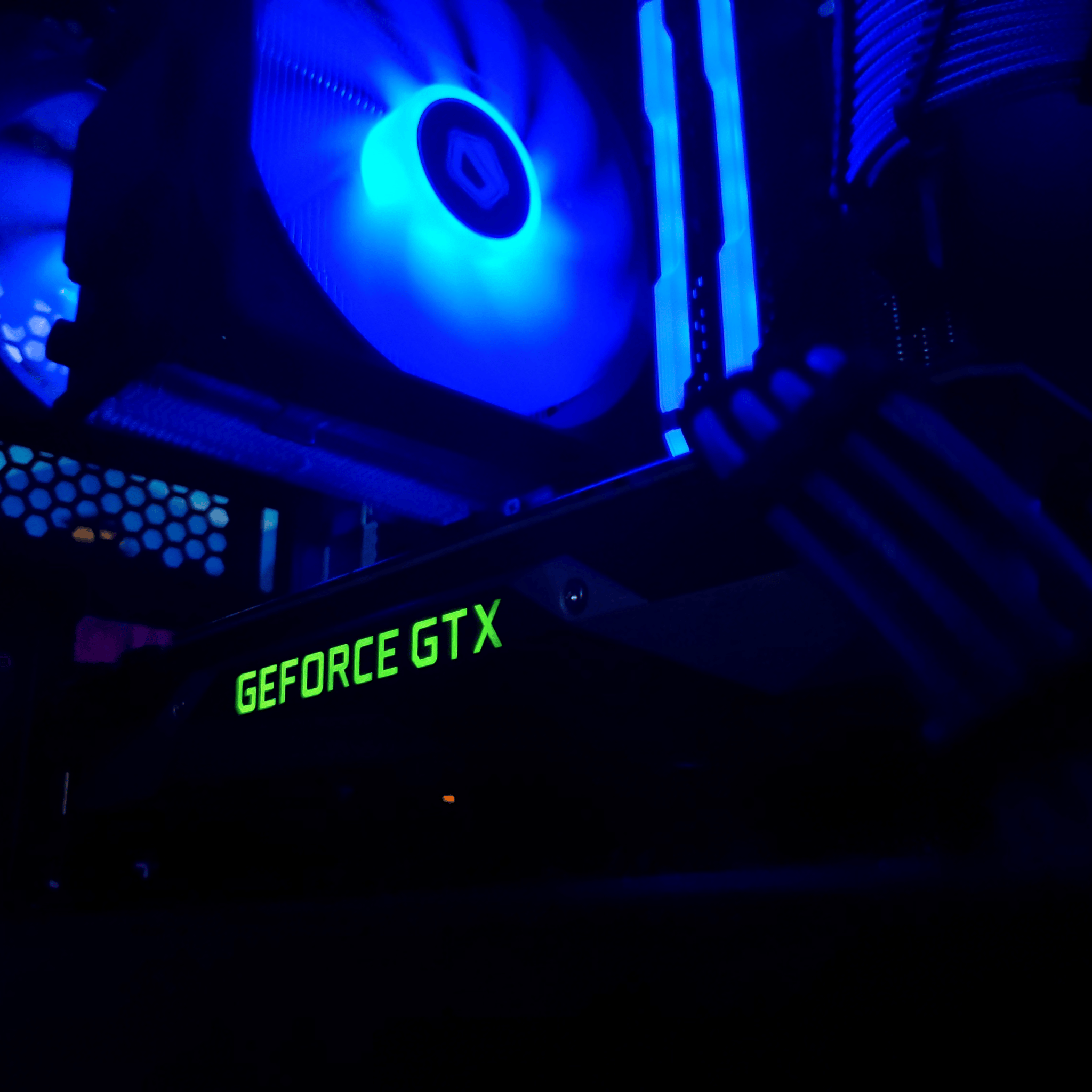 Lapis | GTX 1080 - Ryzen 5 2600x Gaming PC