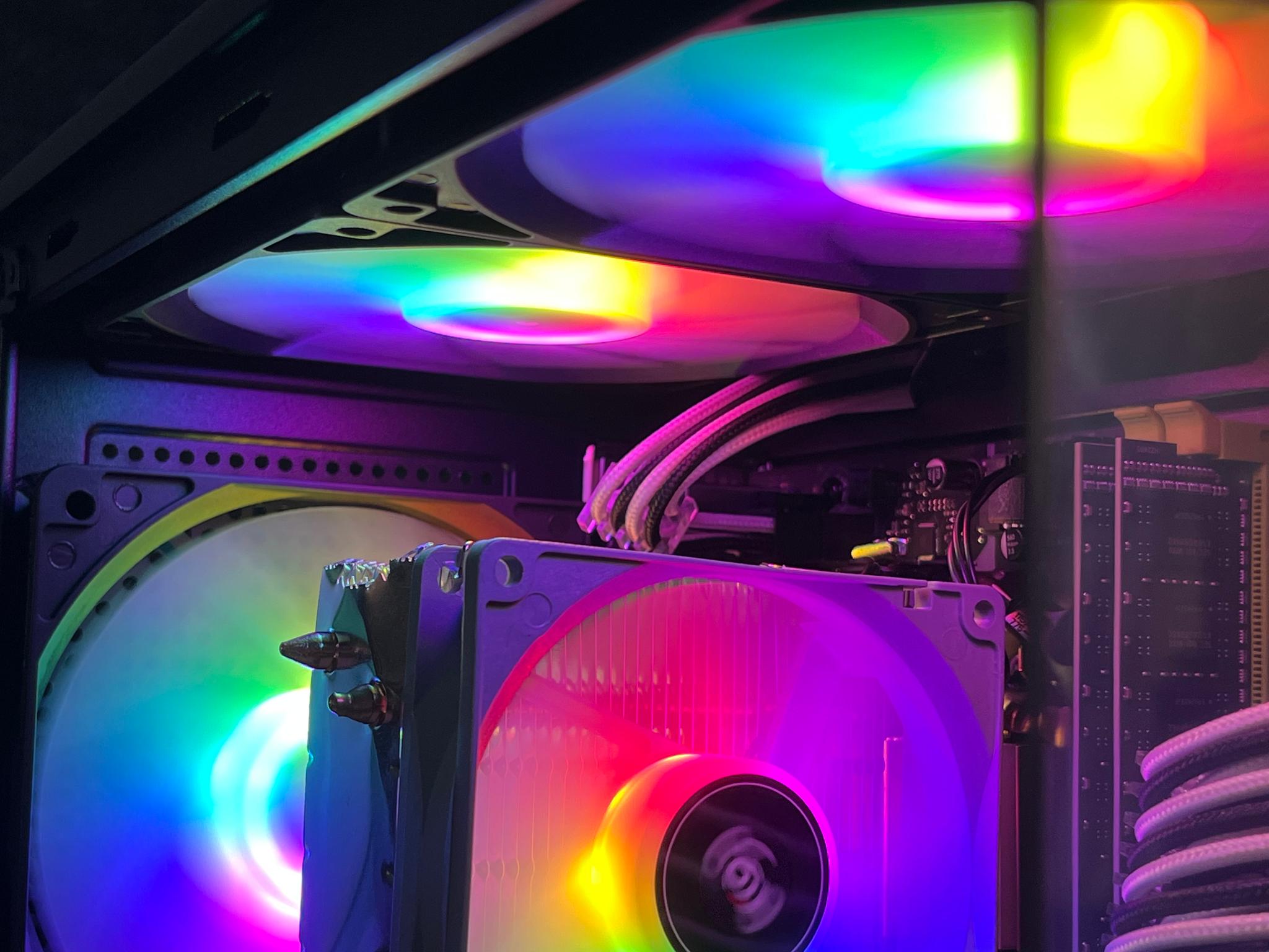 i7🚨Compact Budget Gaming PC |⚙️RX580 | RGB✨ |