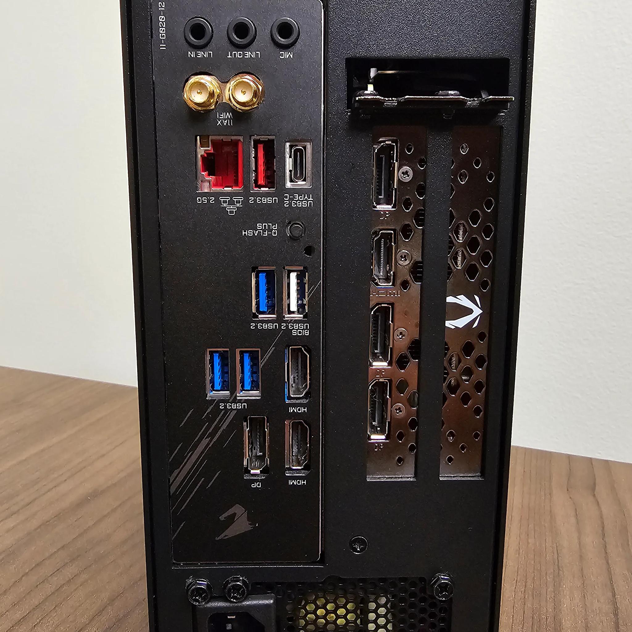 Mini-ITX SFF Backpack Gaming PC