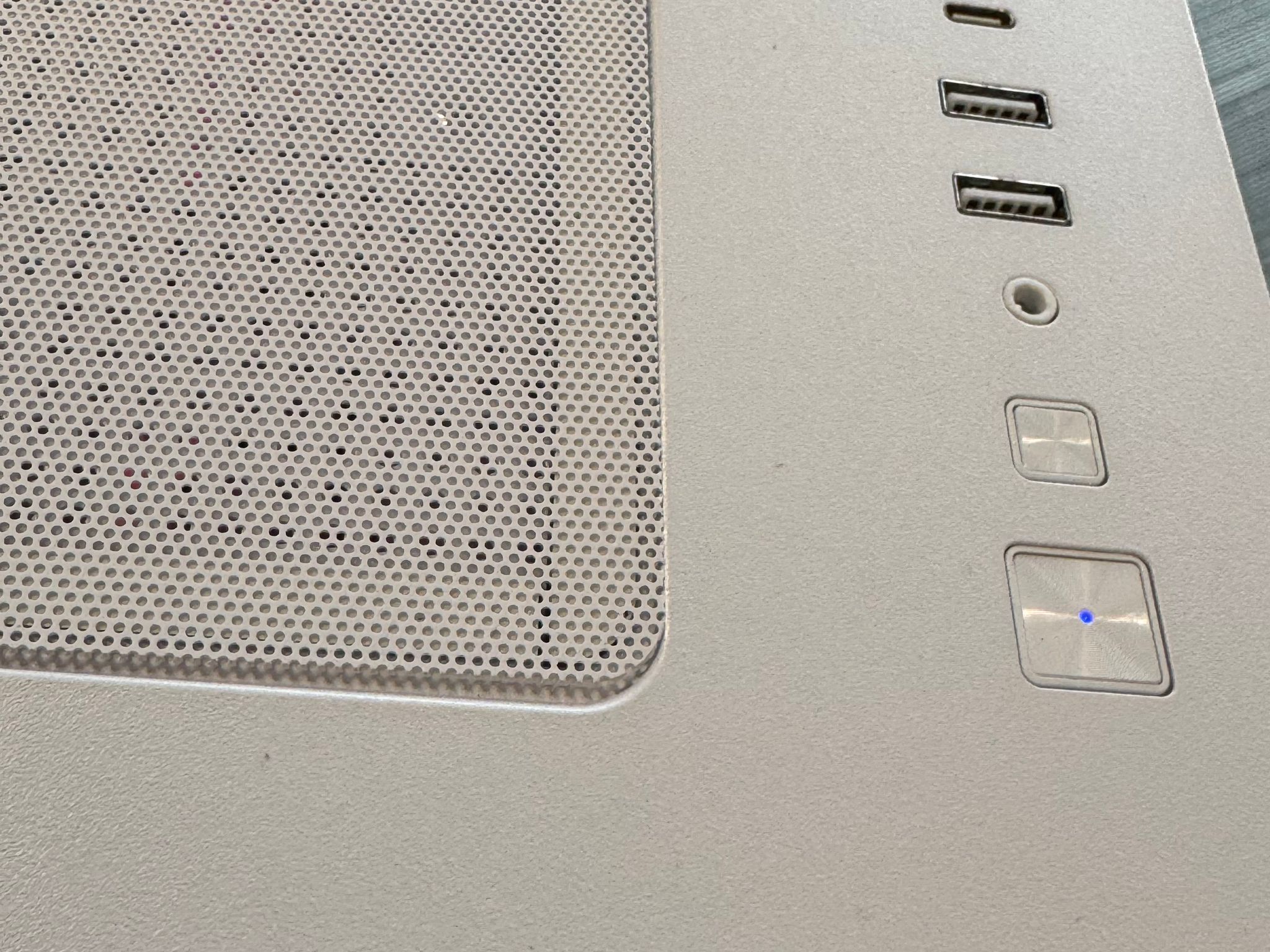 'ALL NEW PARTS' AM5 PC with AMD RYZEN 5 7500X3D & RX 9060XT 8GB