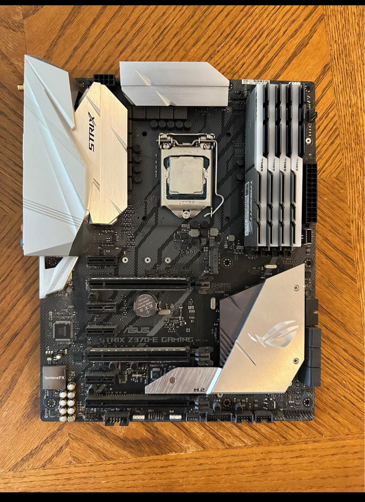 Asus ROG Z370-re Gaming Wifi w/intel i7 8700k