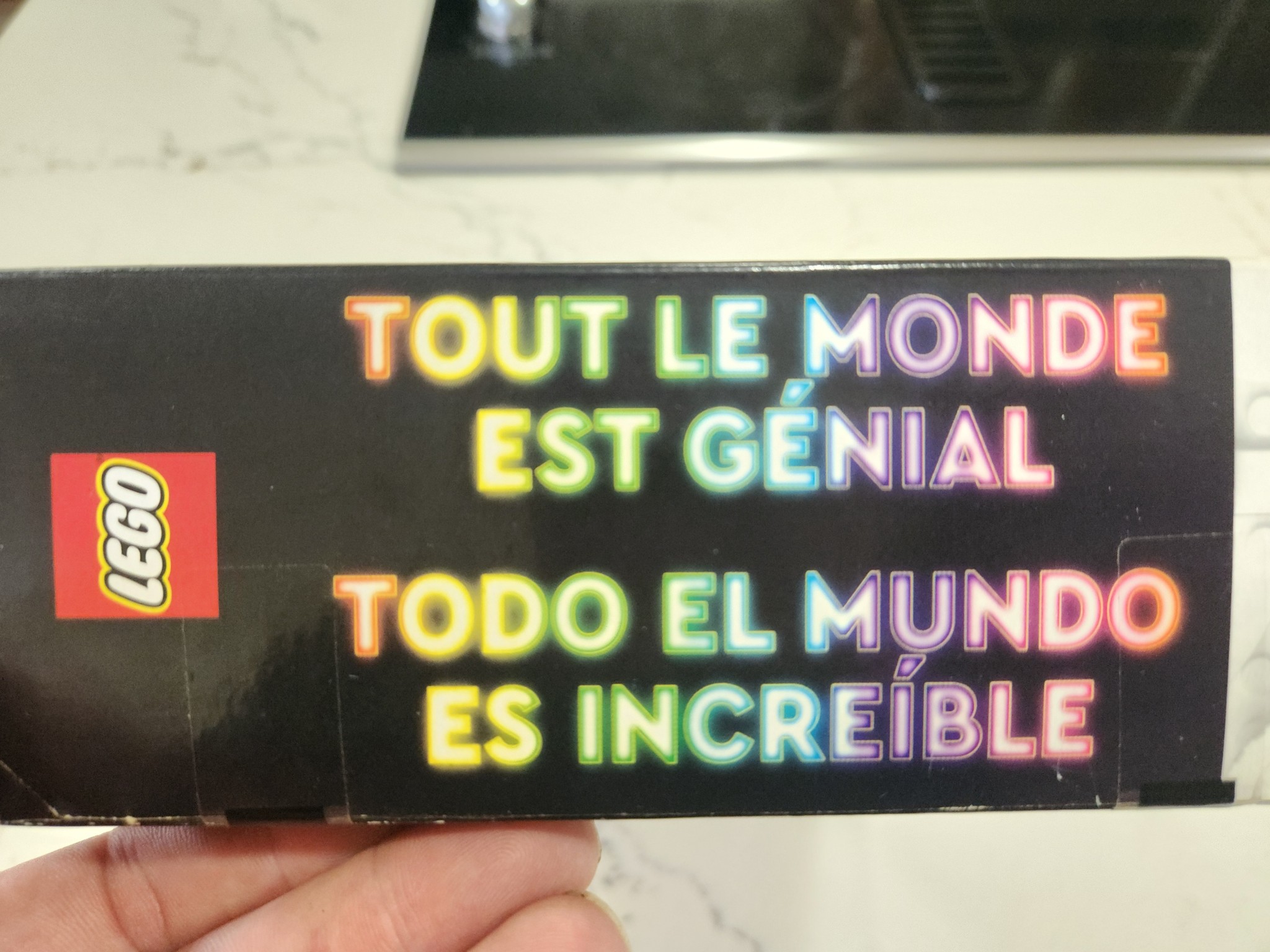 LEGO EVERYONE IS AWESOME 40516 NEW IN BOX