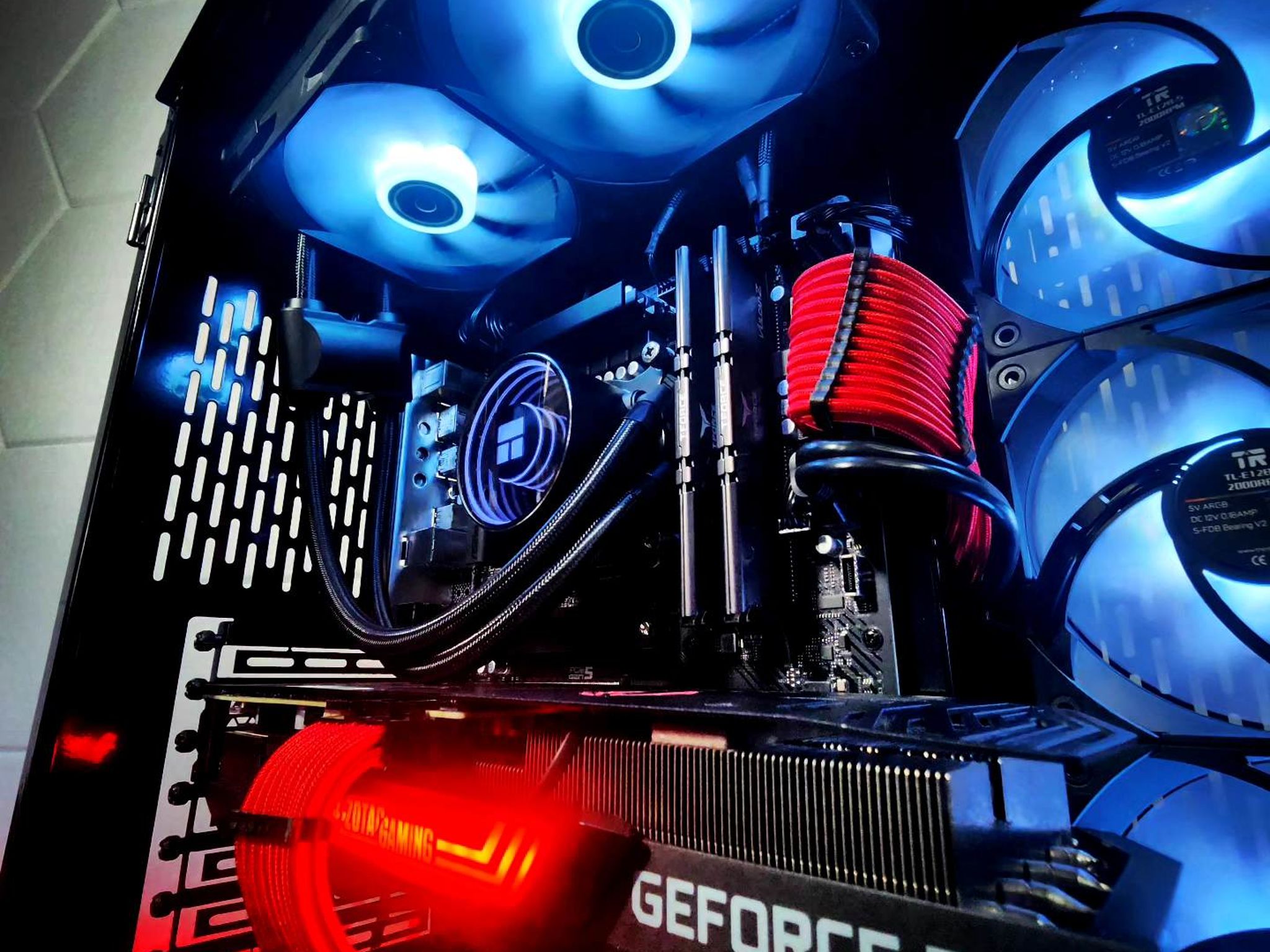 ❤️💙 RTX 3070Ti // Core i5 12400 // 32GB 3200MHz // 1TB NVMe Gen 4
