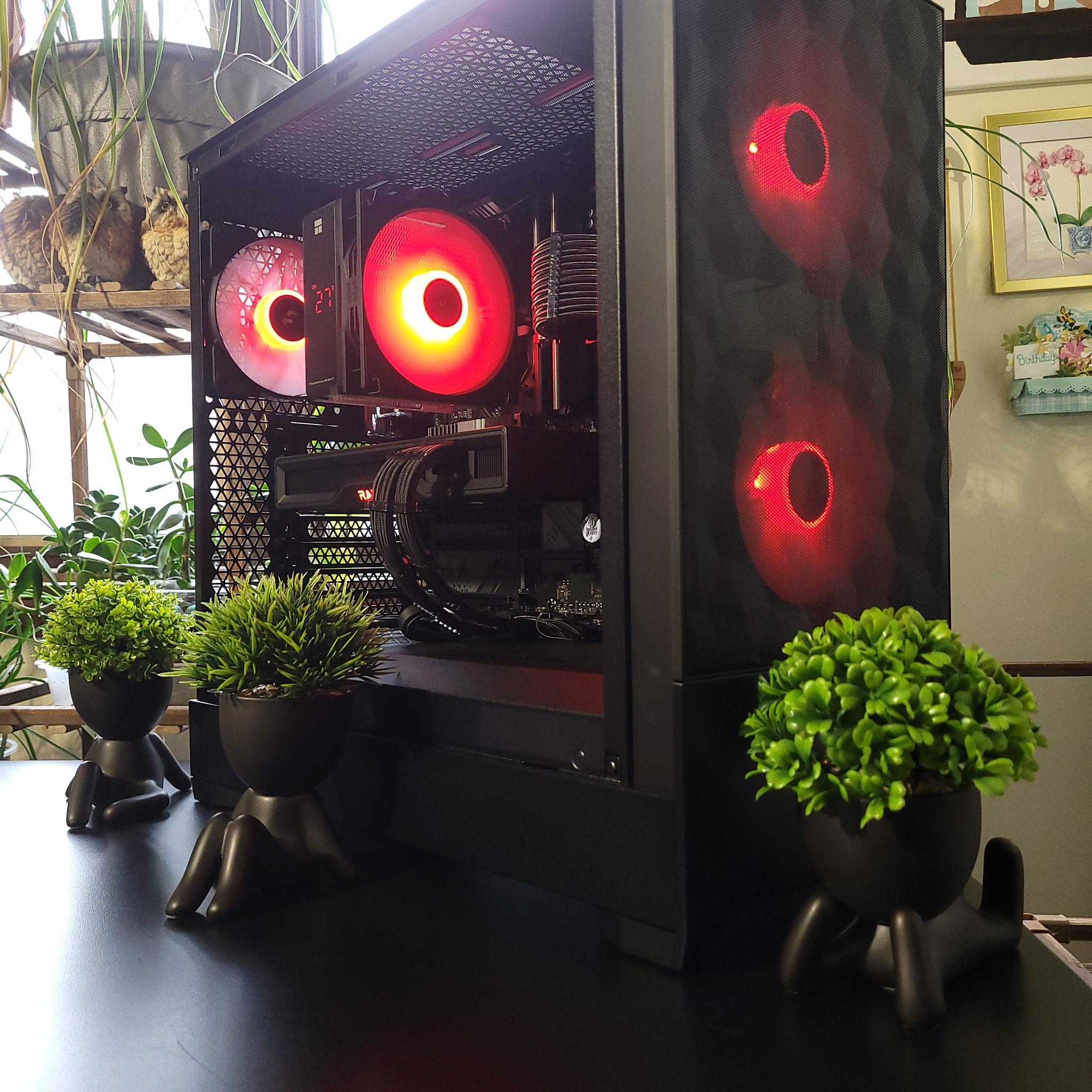 RYZEN 5 5600 | RX 6750XT | 32GB RAM | 1TB STORAGE | WINDOWS 11 ACTIVATED