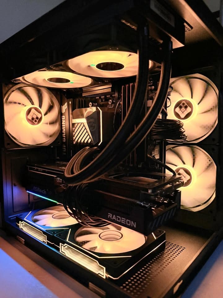 🔥Ryzen 9 7900X | RX 9070 XT | 32GB DDR5 |  "AMD Spectral Elite" - Gaming PC 🔥