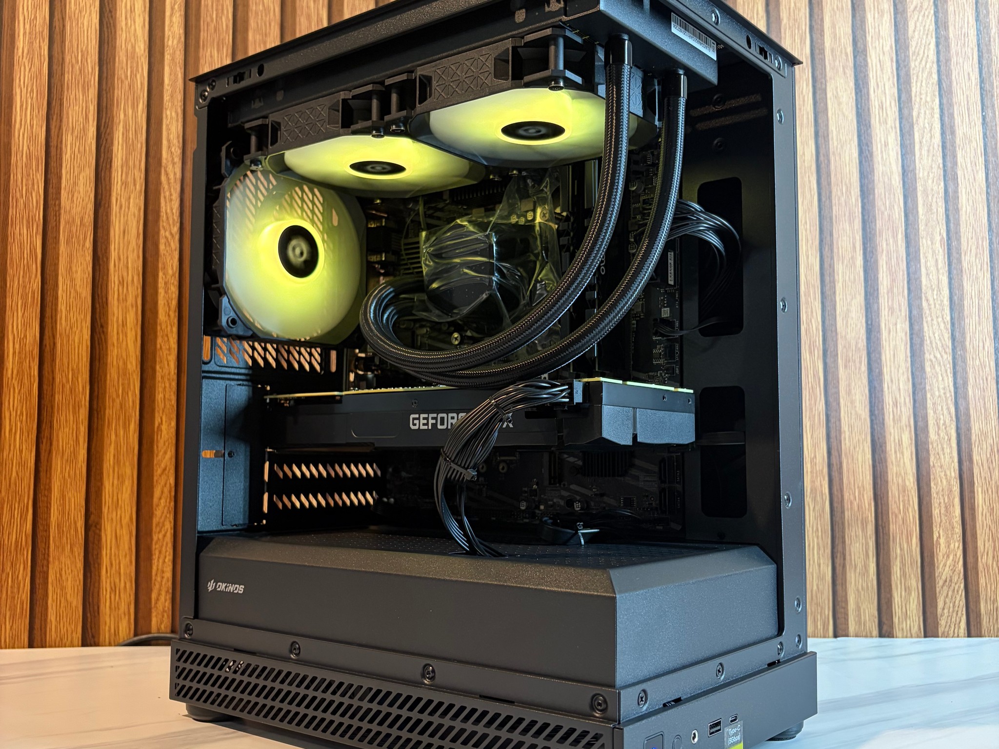 RTX 2080 | I7 10700 | 500GB SSD| 16GB DDR4 | 650W | 240MM