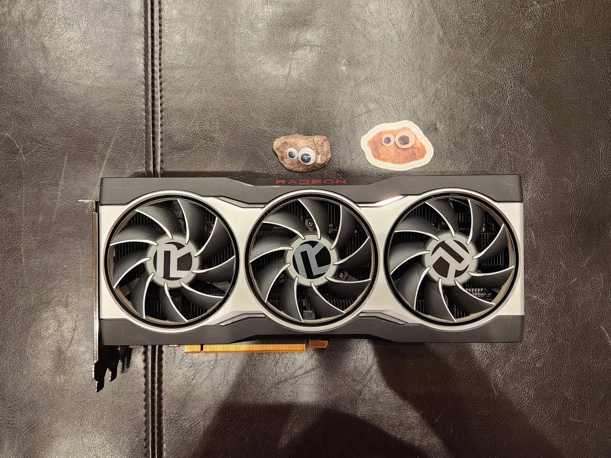RX 6800 16GB (AMD Reference) - Used, Scuffs/Scratches