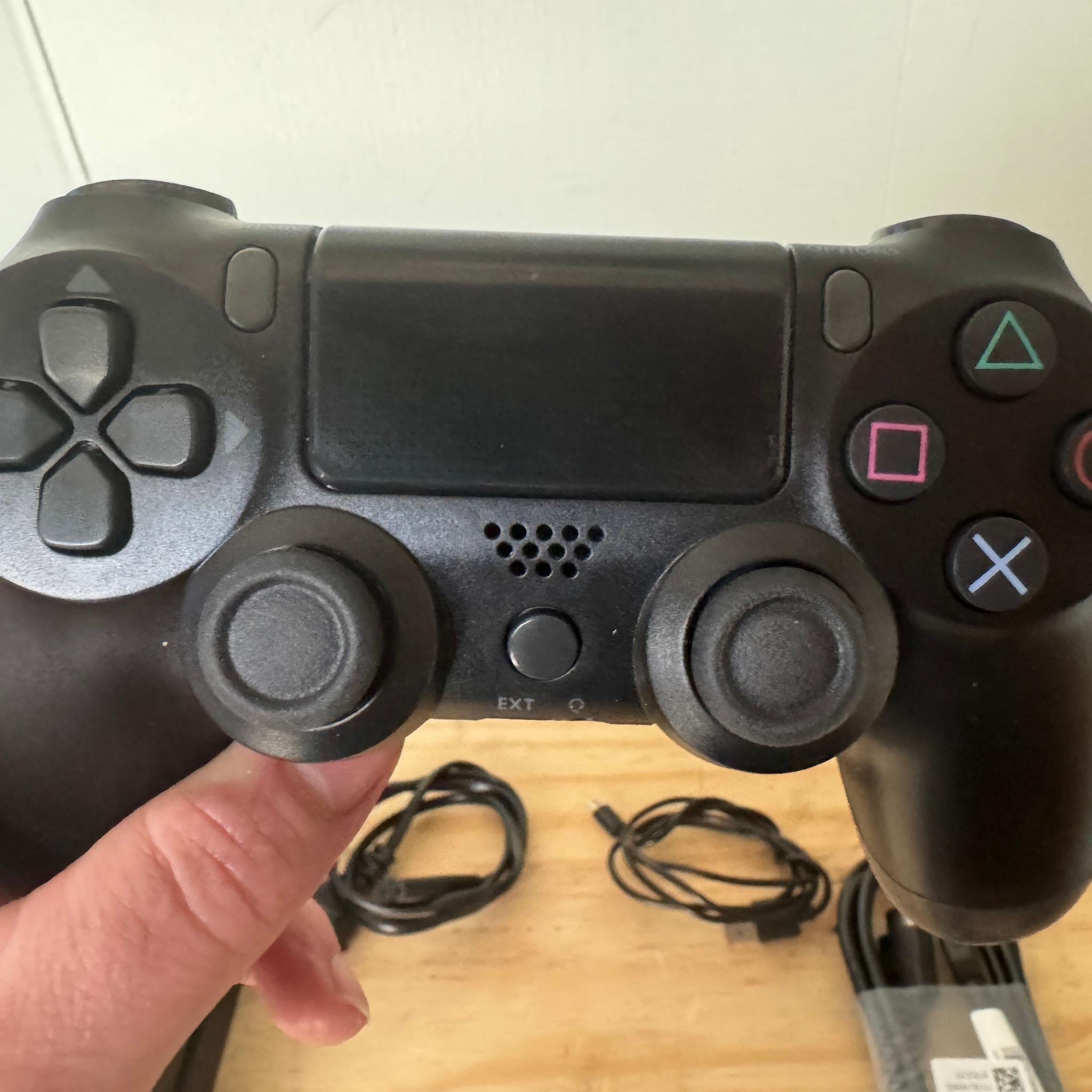 PS4 with 1TB HDD, very clean!