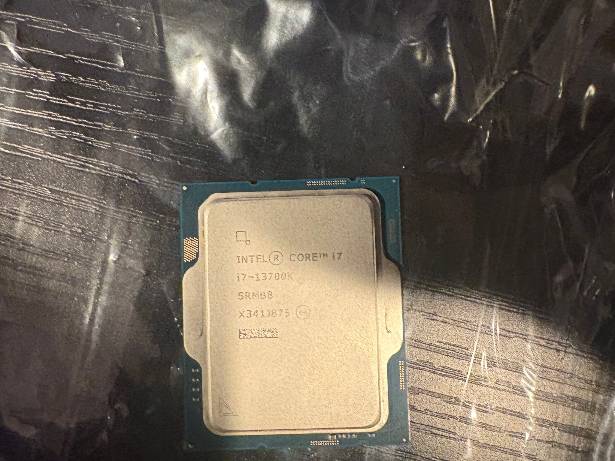 Intel Core i7-13700K