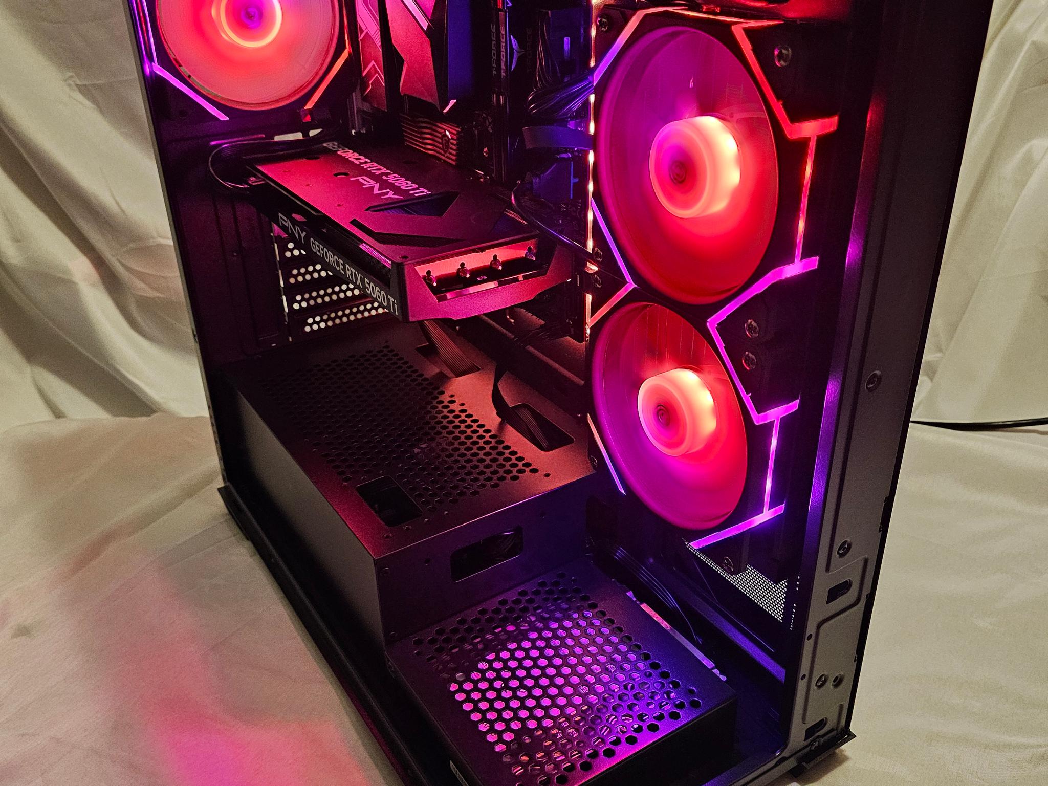 Échelon REQUIEM - AM5 Ryzen 9600X -5060TI- 2TB Gen5 - 2TB HDD -1440p