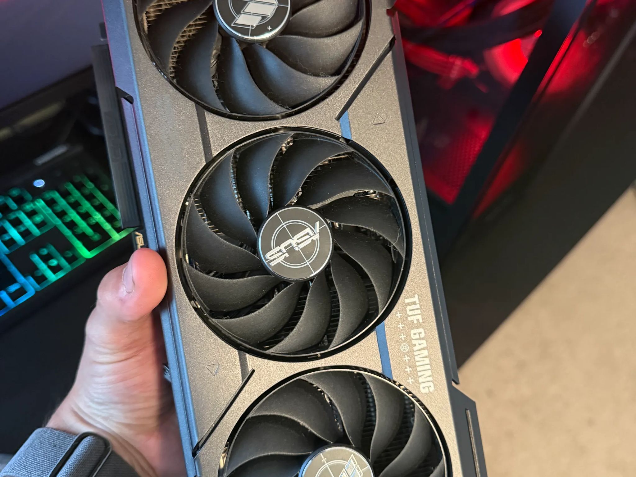4070 OC 12GB GDDR6 ASUS TUF Edition