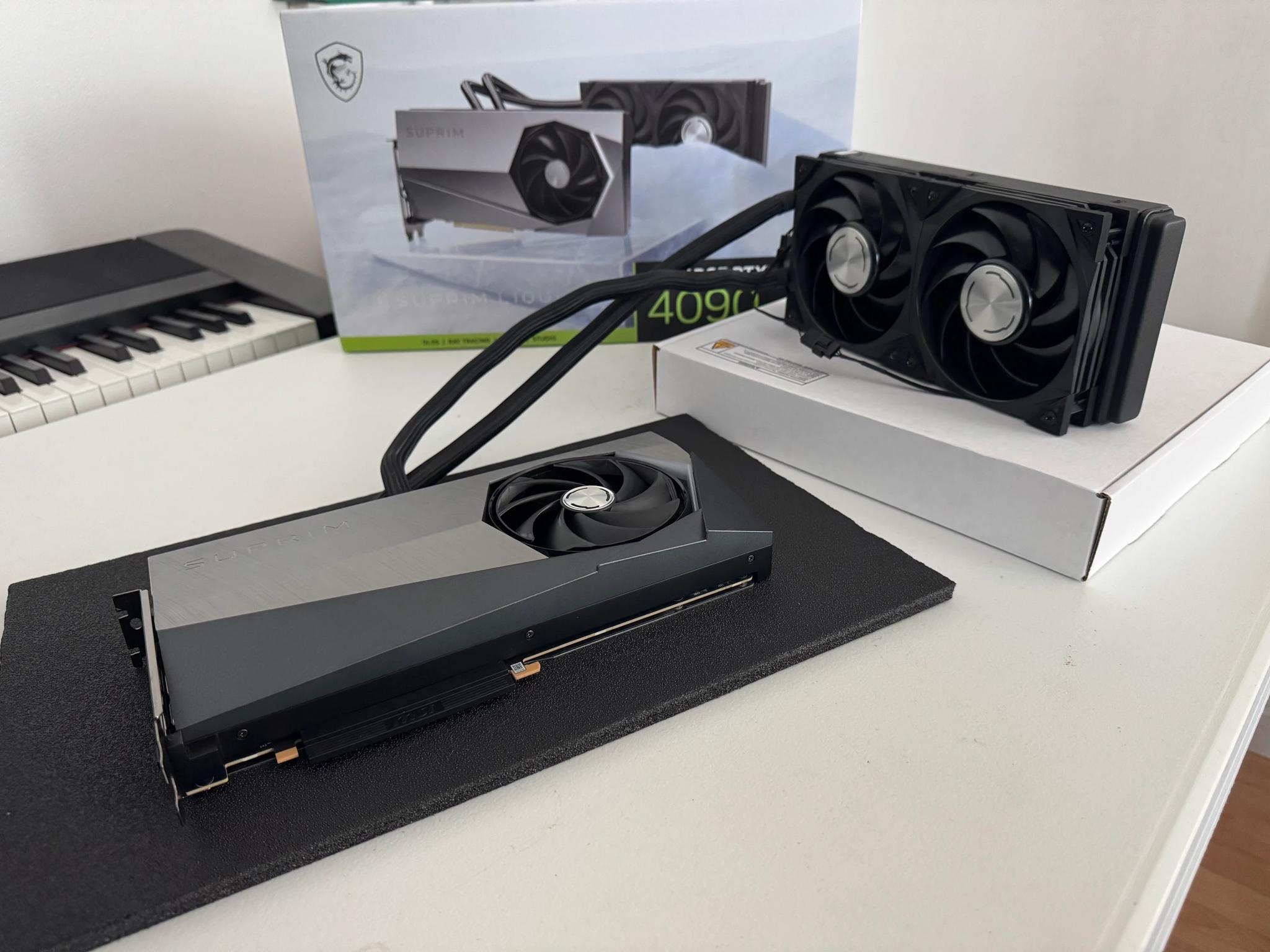 MSI RTX 4090 SUPRIM LIQUID X 24G