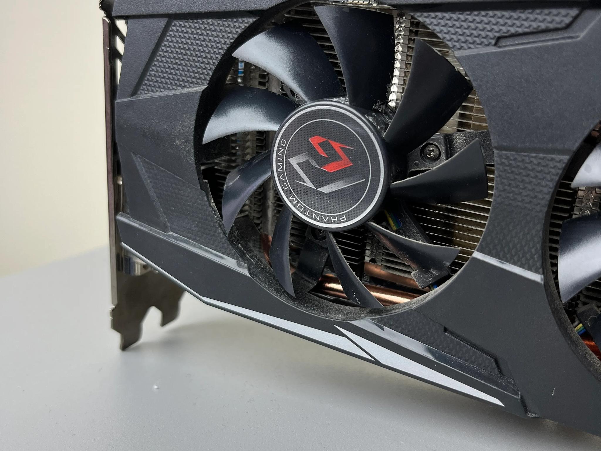 Phantom Gaming D Radeon™ RX570 8G OC