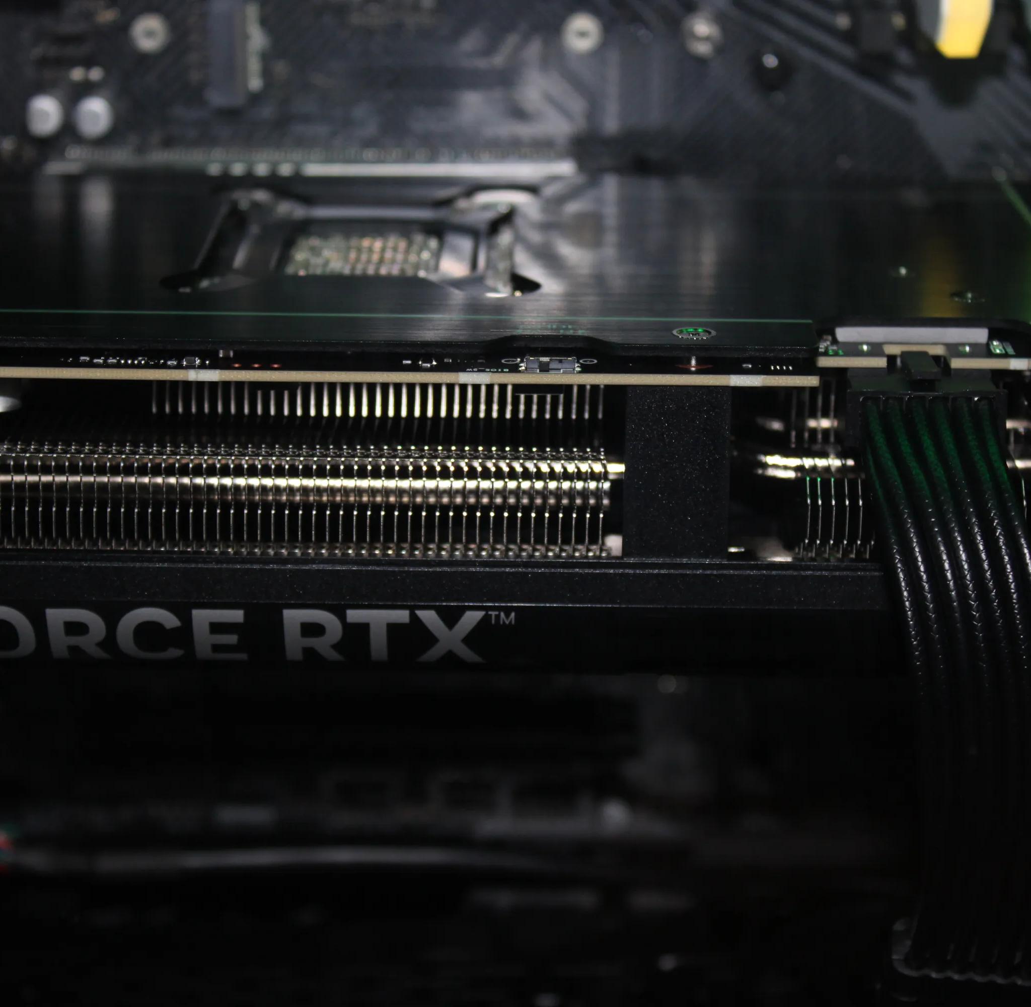 CUSTOM GAMING PC i9 and 5070