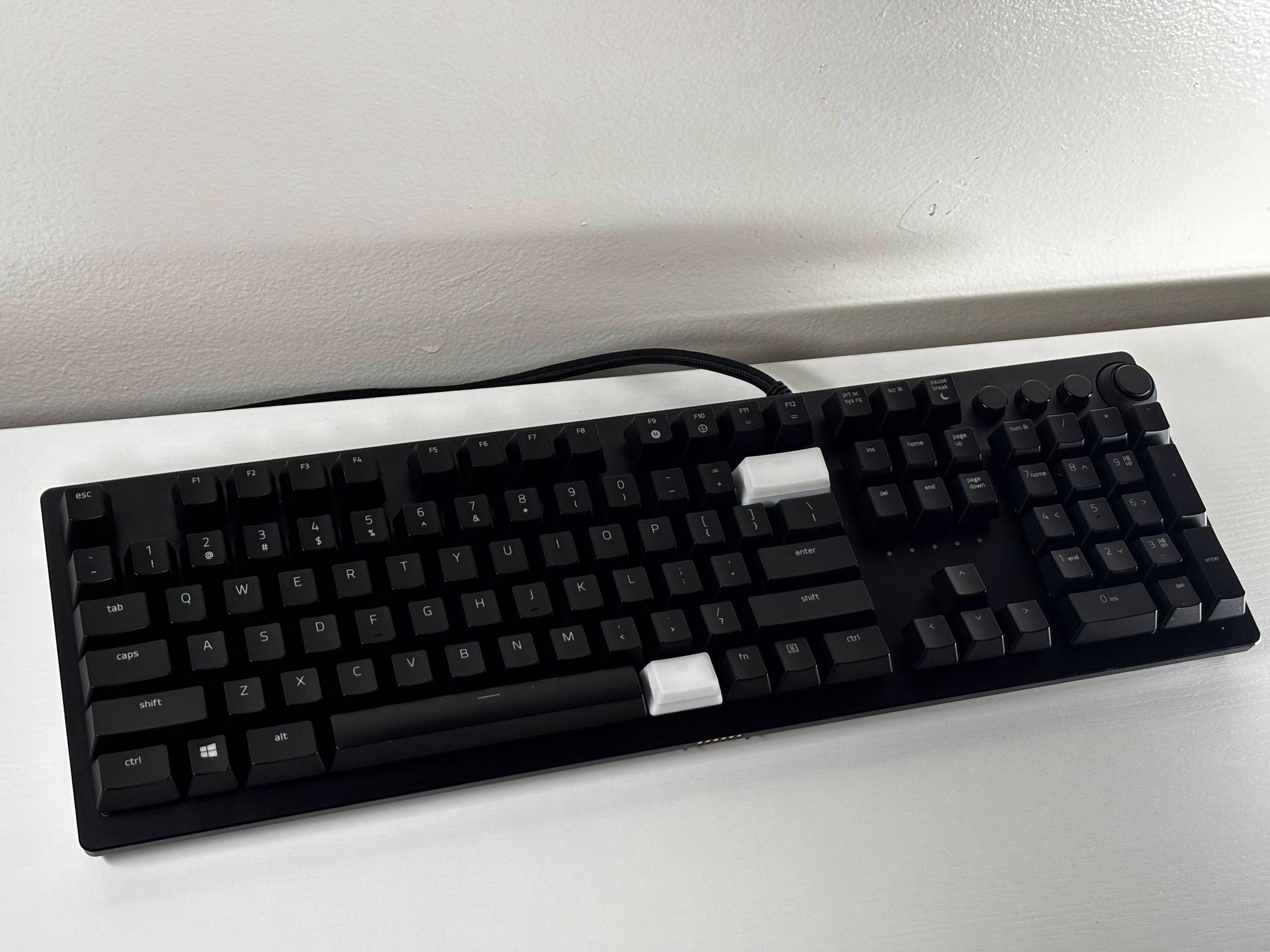 Razer Huntsman Elite Gaming Keyboard - Fast Purple Clicky Optical Switches + Magnetic Wrist Rest