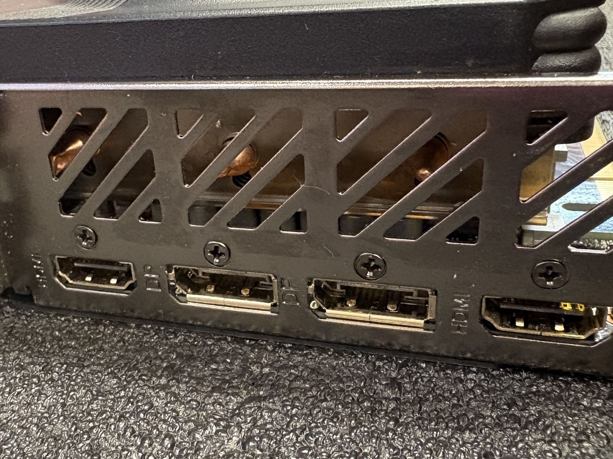 GIGABYTE GeForce RTX 4060Ti GAMING OC 16G-USED