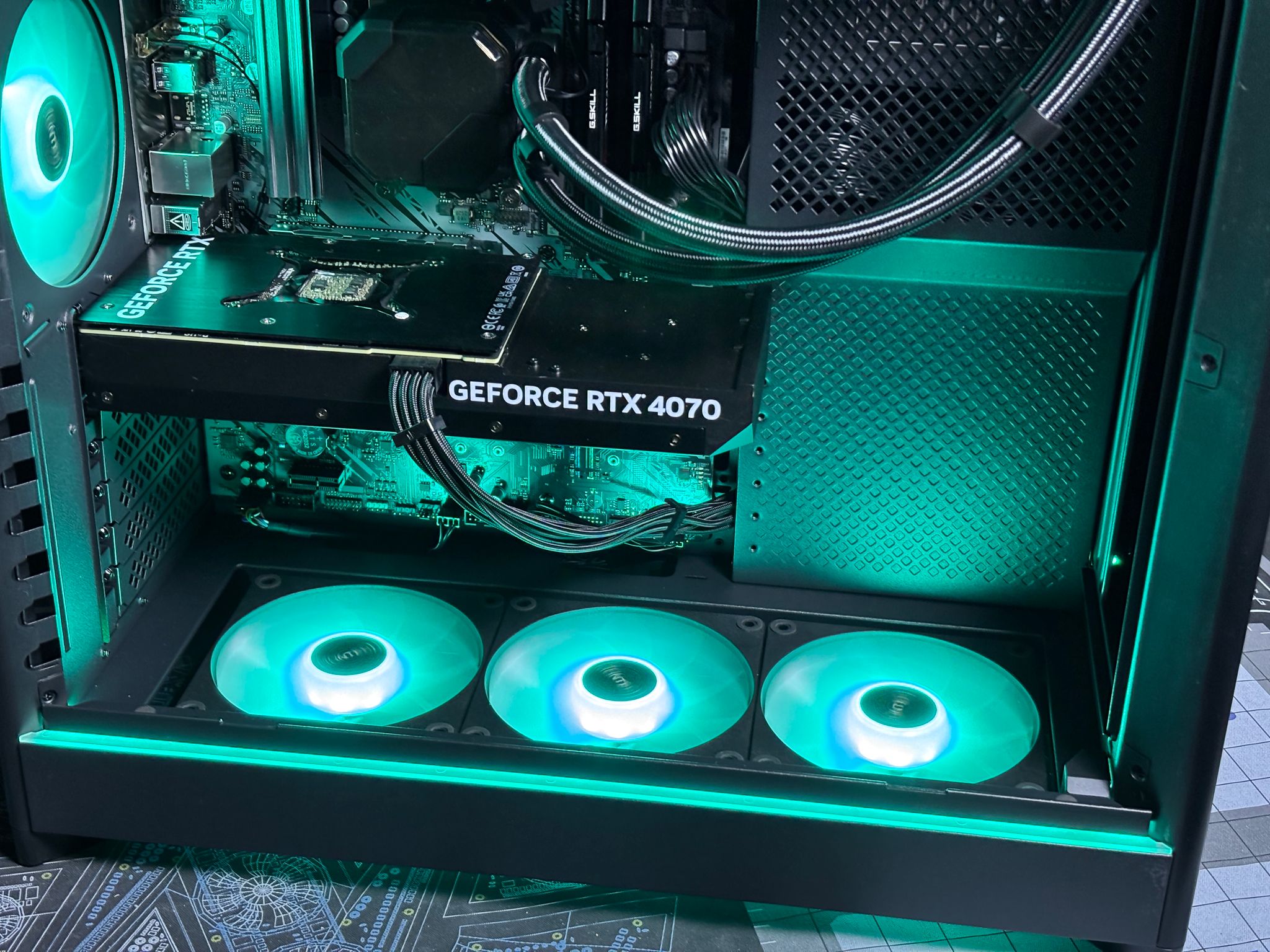 🖤Darkheart🖤RTX 4070 | Ryzen 7 5800X | 32gb DDR4 | 1 TB M.2 SSD🔥