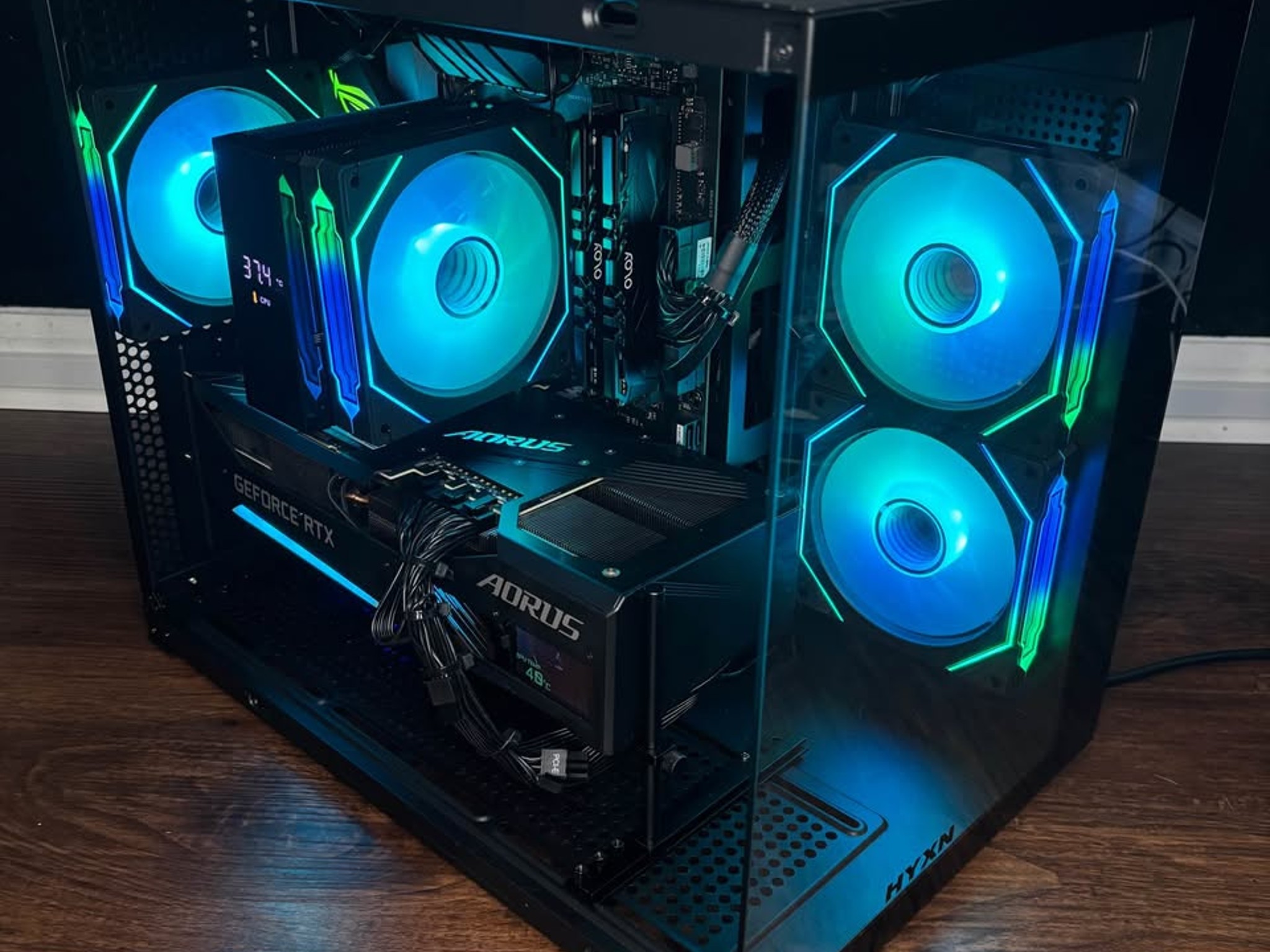 Black Gaming PC (RTX 3070 TI 8GB + AMD Ryzen 5 5500)