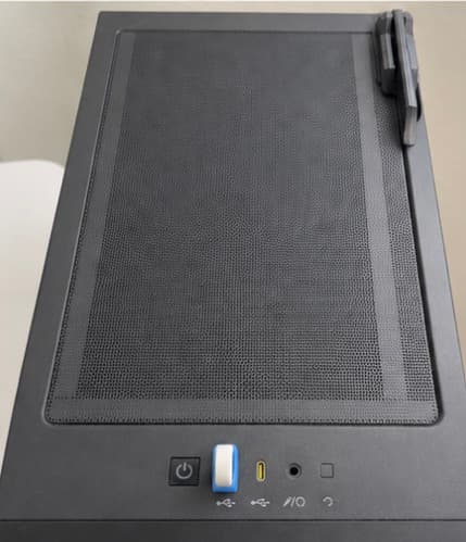 Radeon RX 7800 XT Custom Gaming PC - Ryzen 7 7800X3D, 32GB RAM, 1TB NVMe SSD