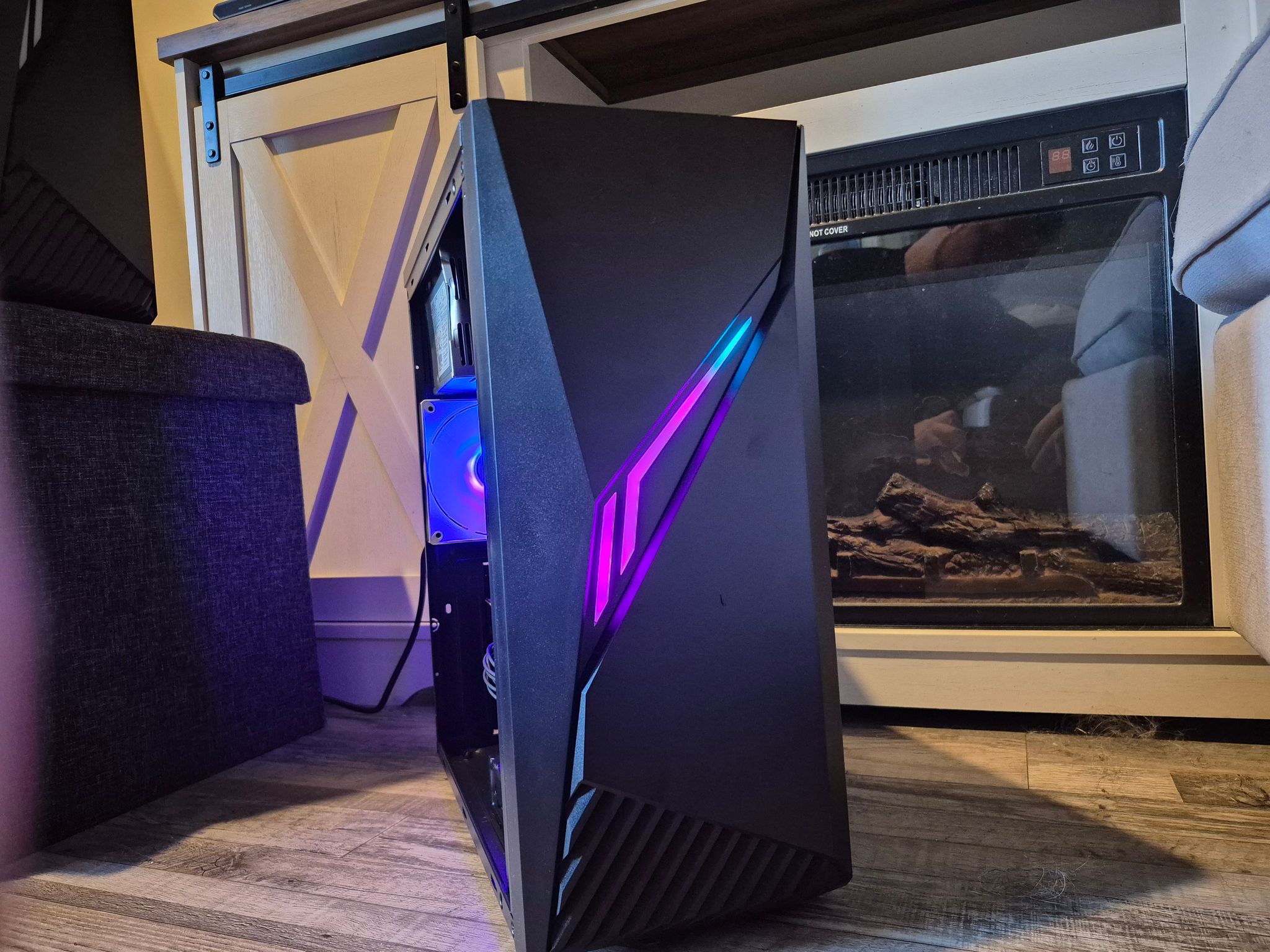 100 FPS Fortnite | i5-4570, 16GB RAM, 500GB SSD, RX 580 4GB, RGB, Wifi