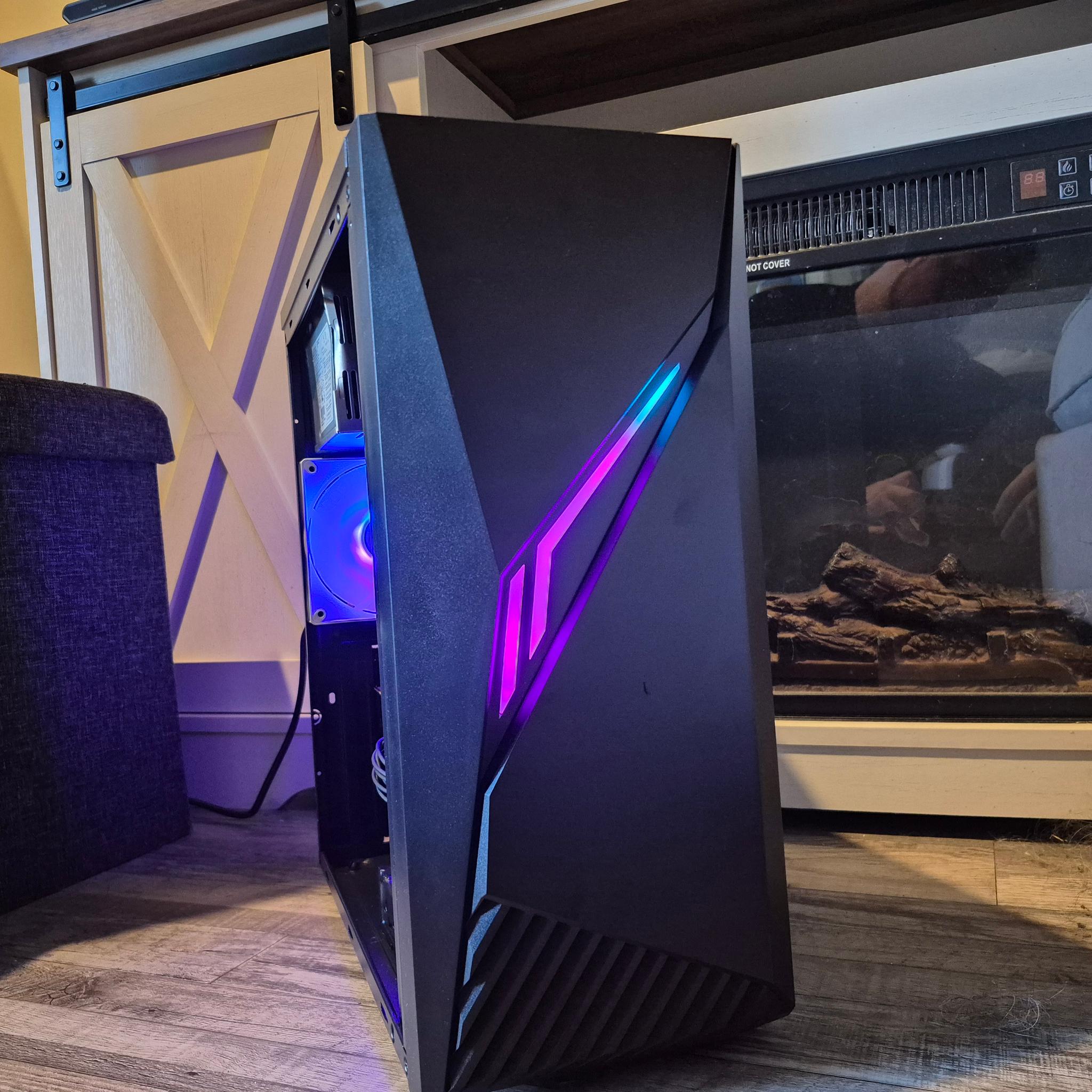 100 FPS Fortnite | i5-4570, 16GB RAM, 500GB SSD, RX 580 4GB, RGB, Wifi