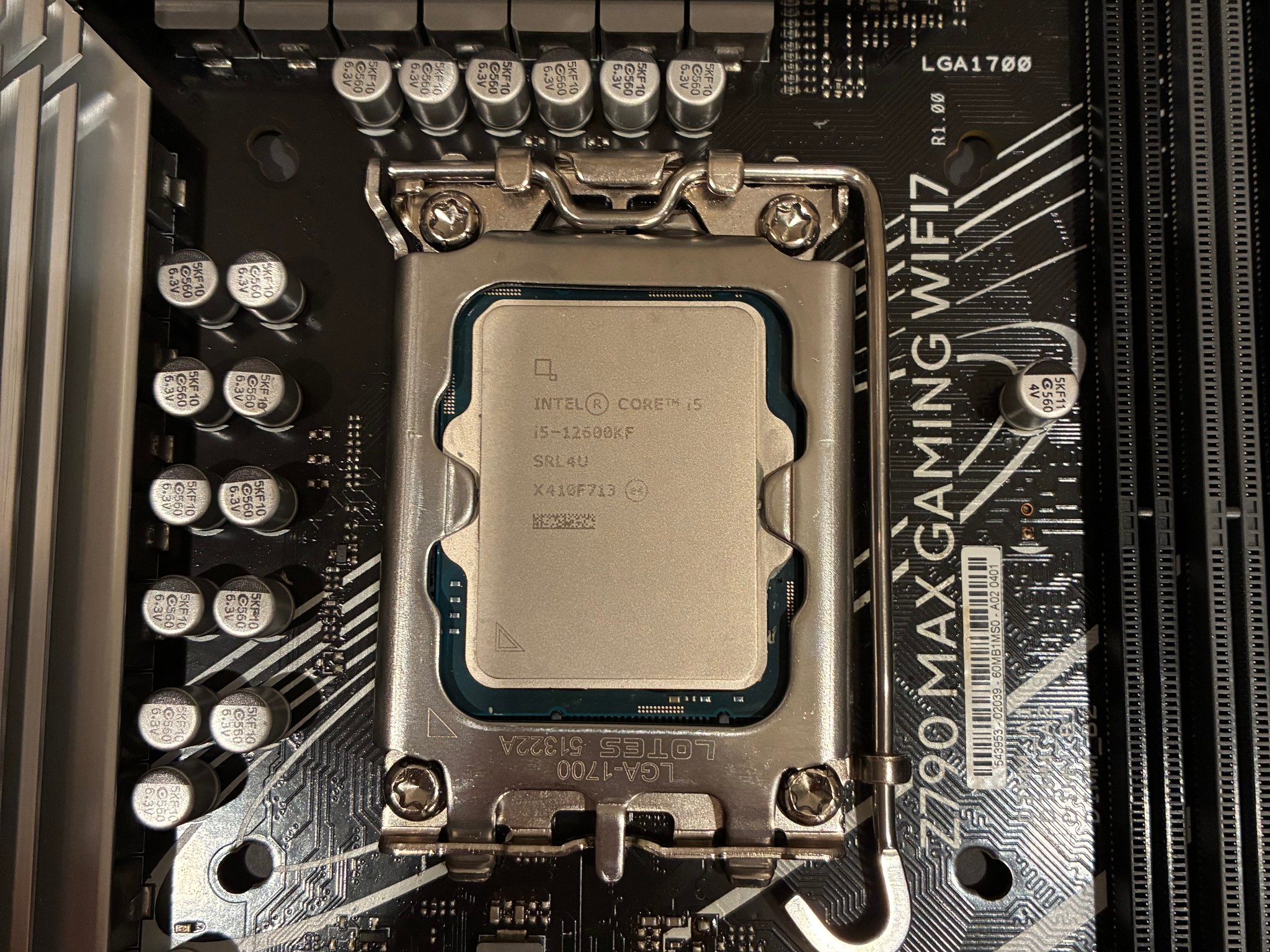 i5 12600KF + ASUS Z790 MAX GAMING WIFI7 DDR5 BUNDLE