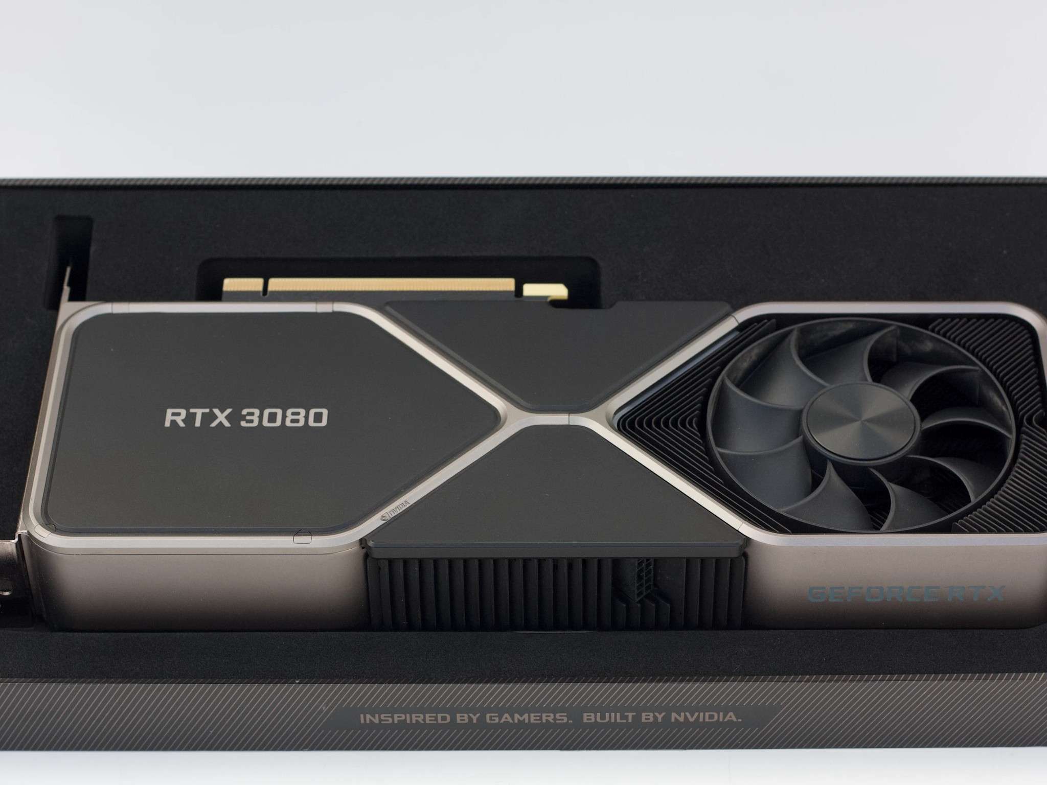 NVIDIA GeForce RTX 3080 Founders Edition 10GB — Sealed, Excellent