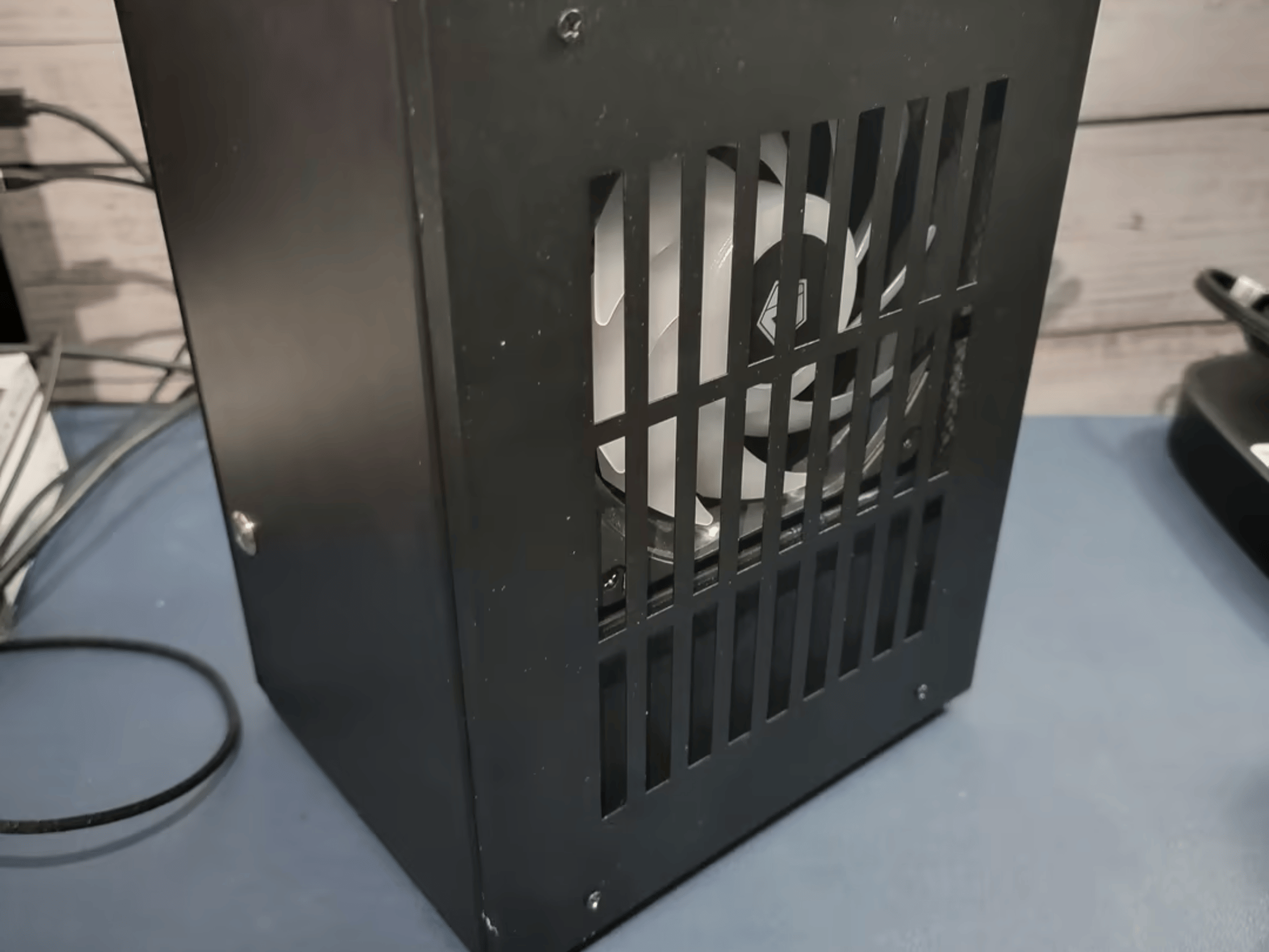 Lil' Slugger: (R5 3600 + RTX 3060) Custom SFF ITX Gaming PC