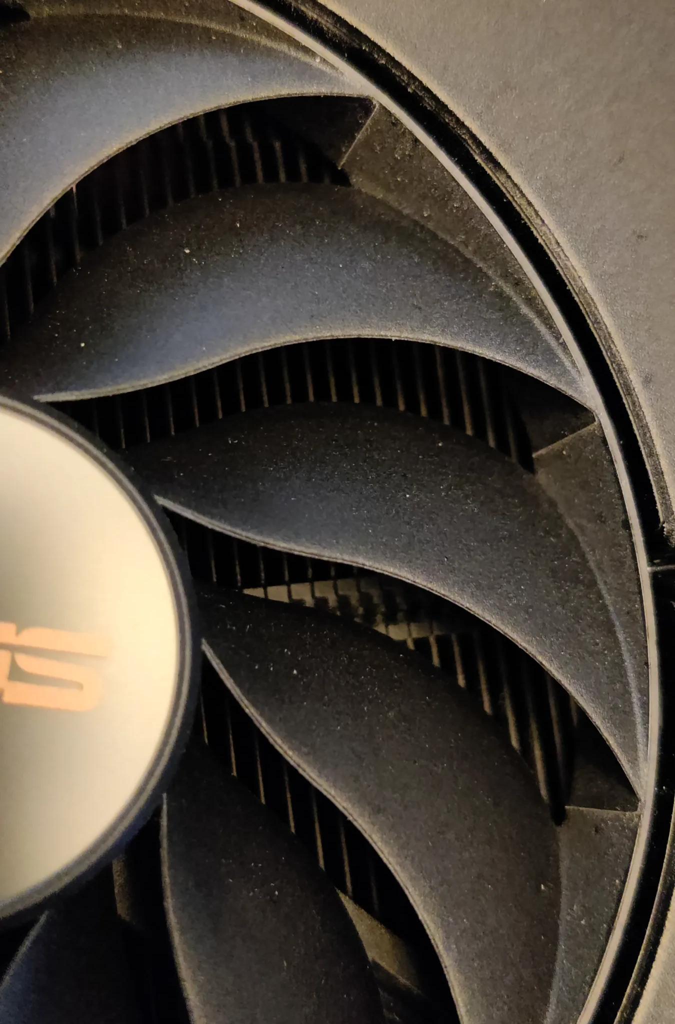 Asus Pro Art 4060 TI 16g