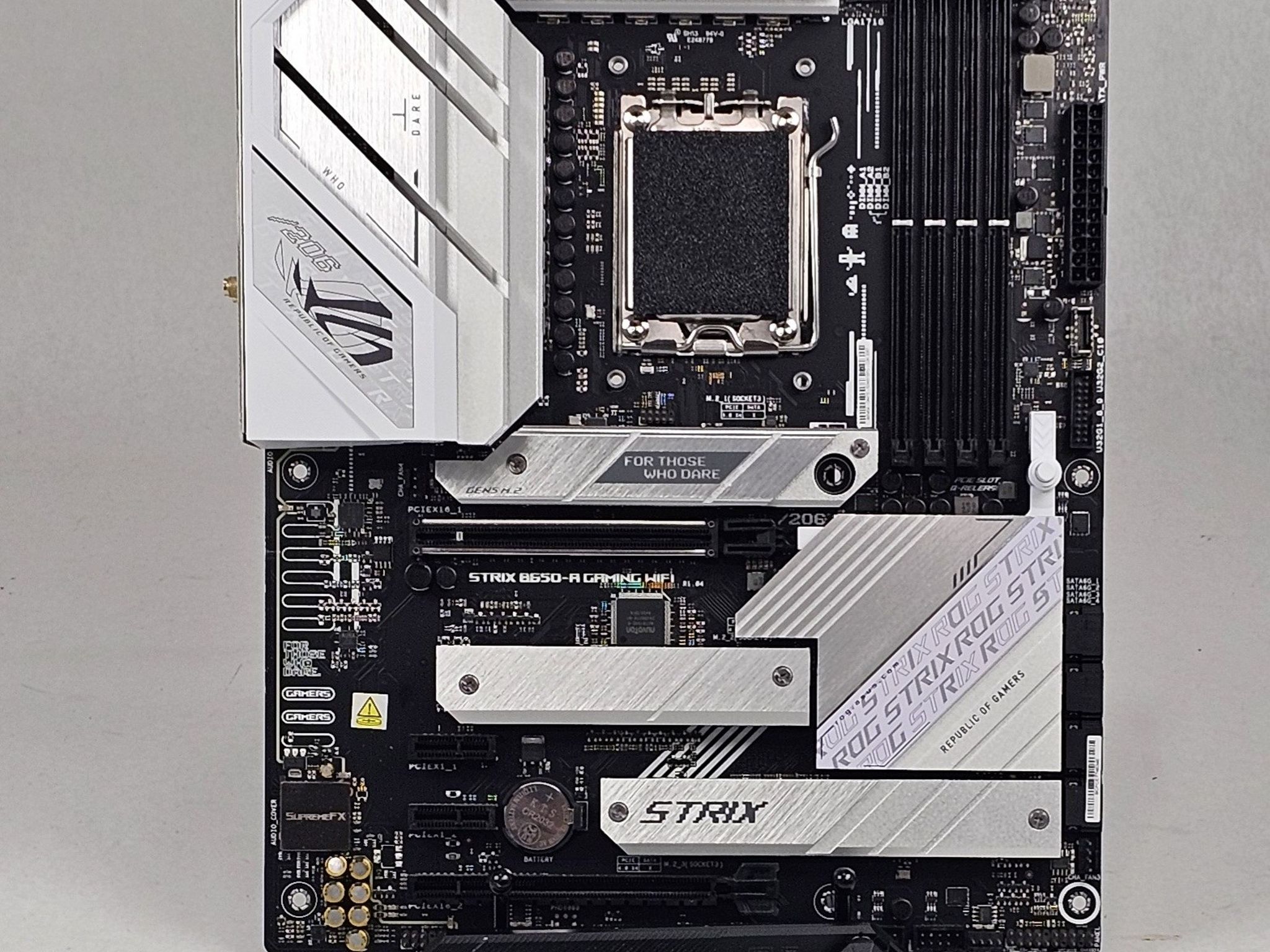ASUS ROG STRIX B650-A GAMING WIFI AMD AM5 DDR5 ATX Motherboard