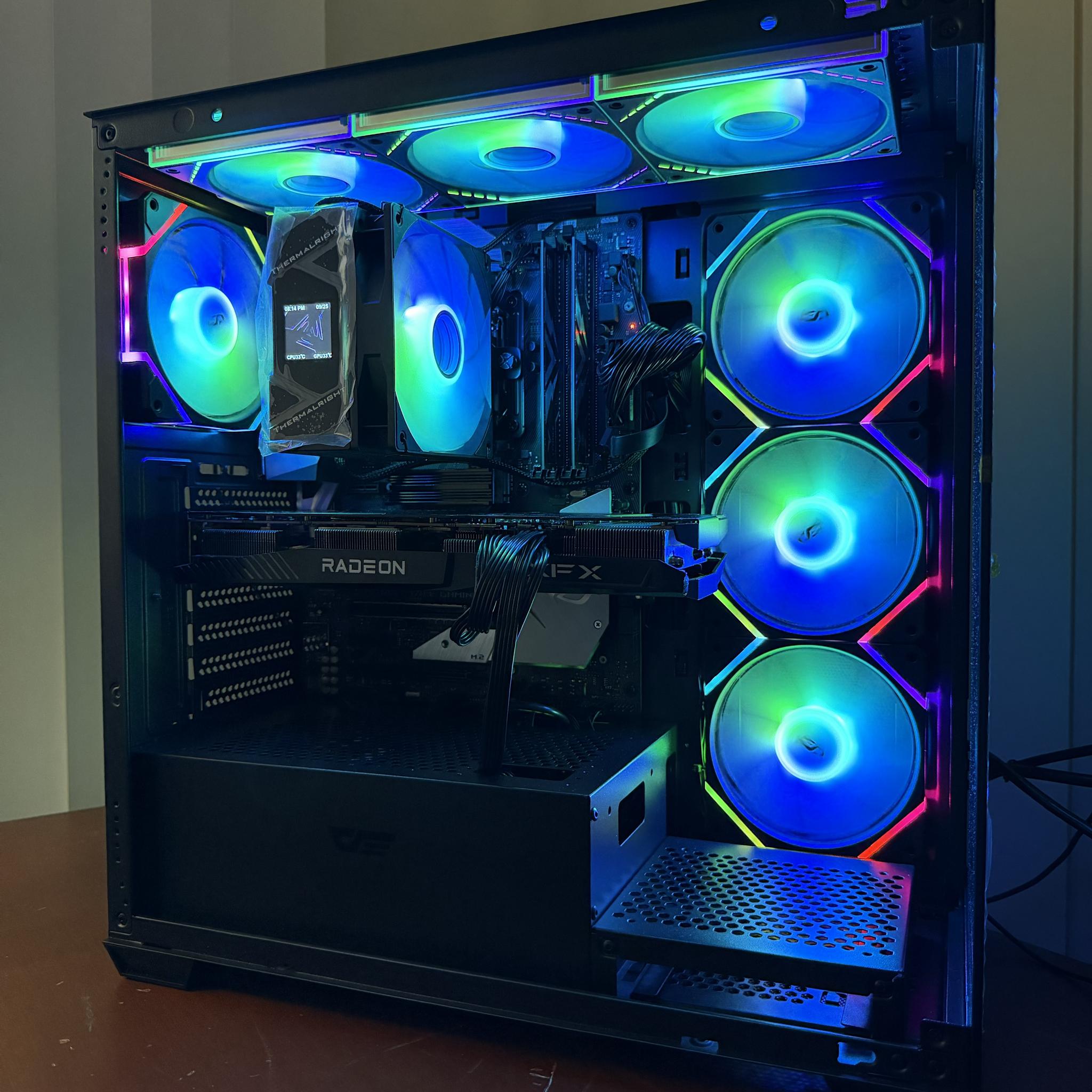 "Console Switcher" i7-9700KF, RX 6700 10GB, 16GB DDR4, ~1TB total storage