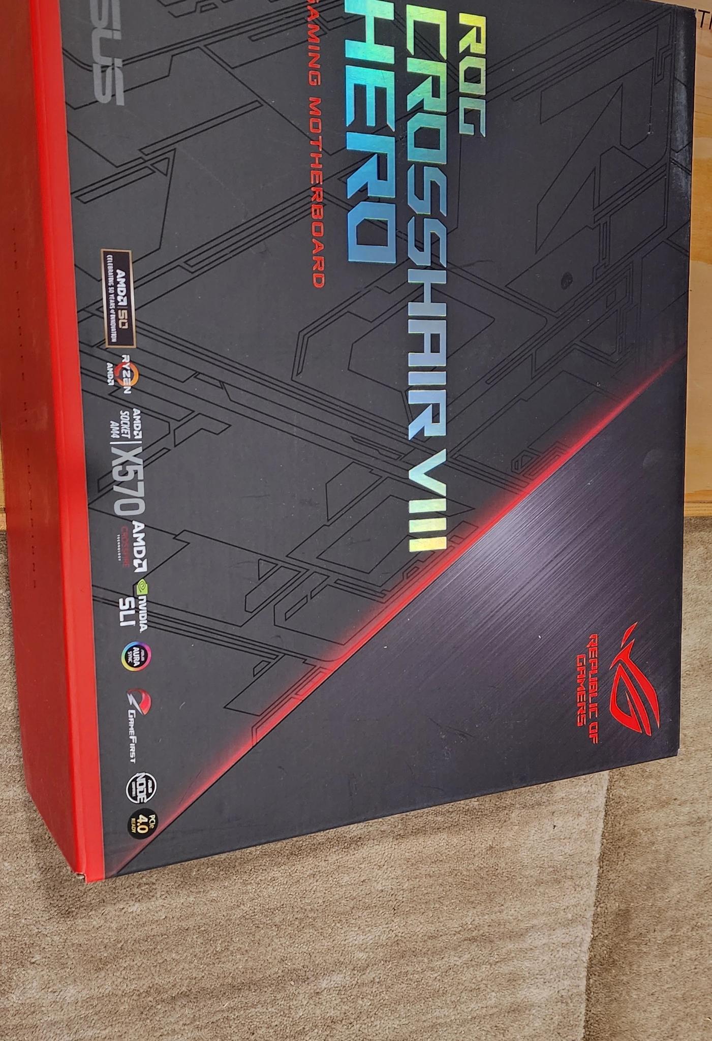 Asus ROG X570 Crosshair VIII Hero