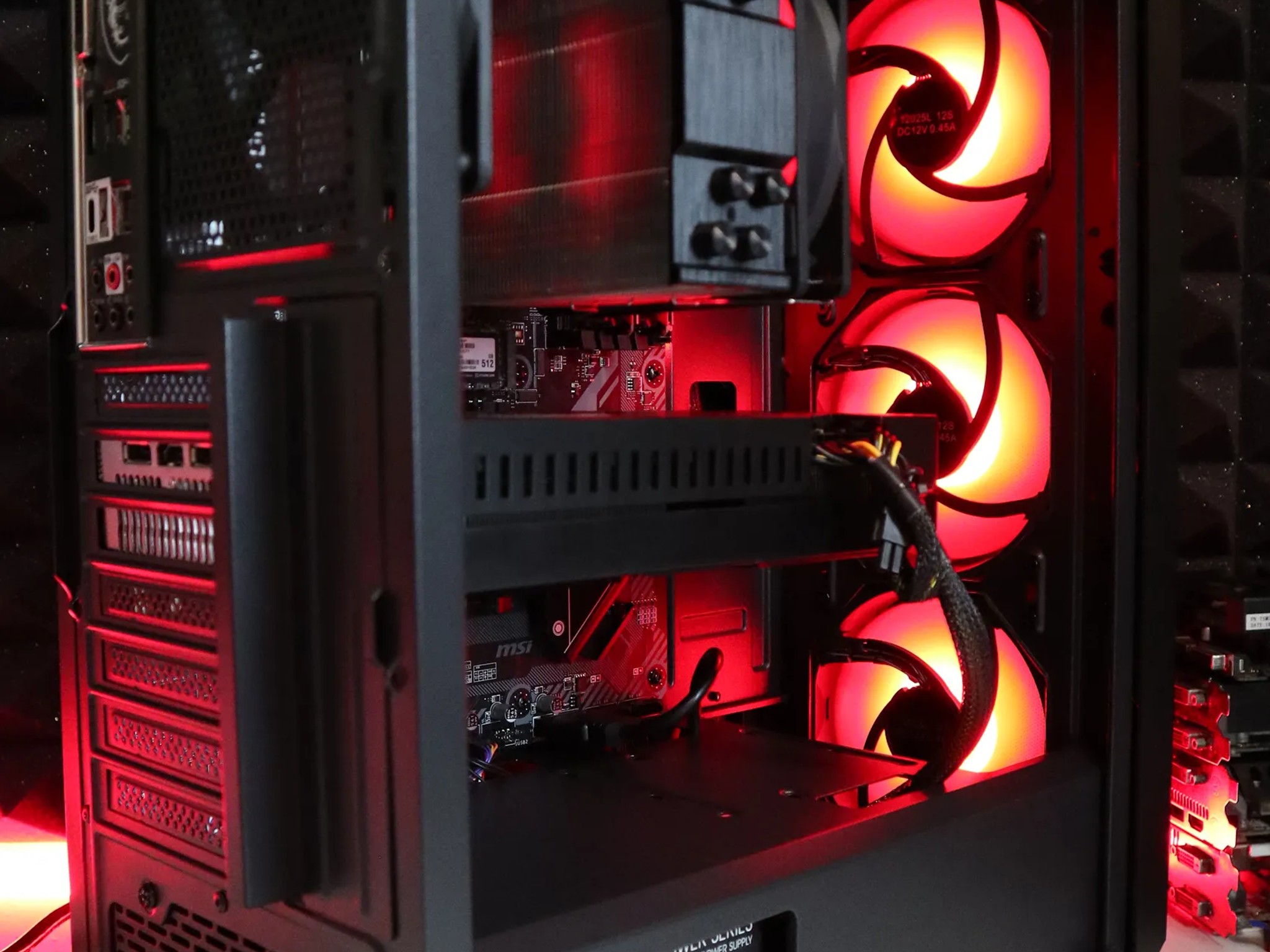 Type S | Ryzen 7 1700 / RX 5700 XT 8GB Gaming PC