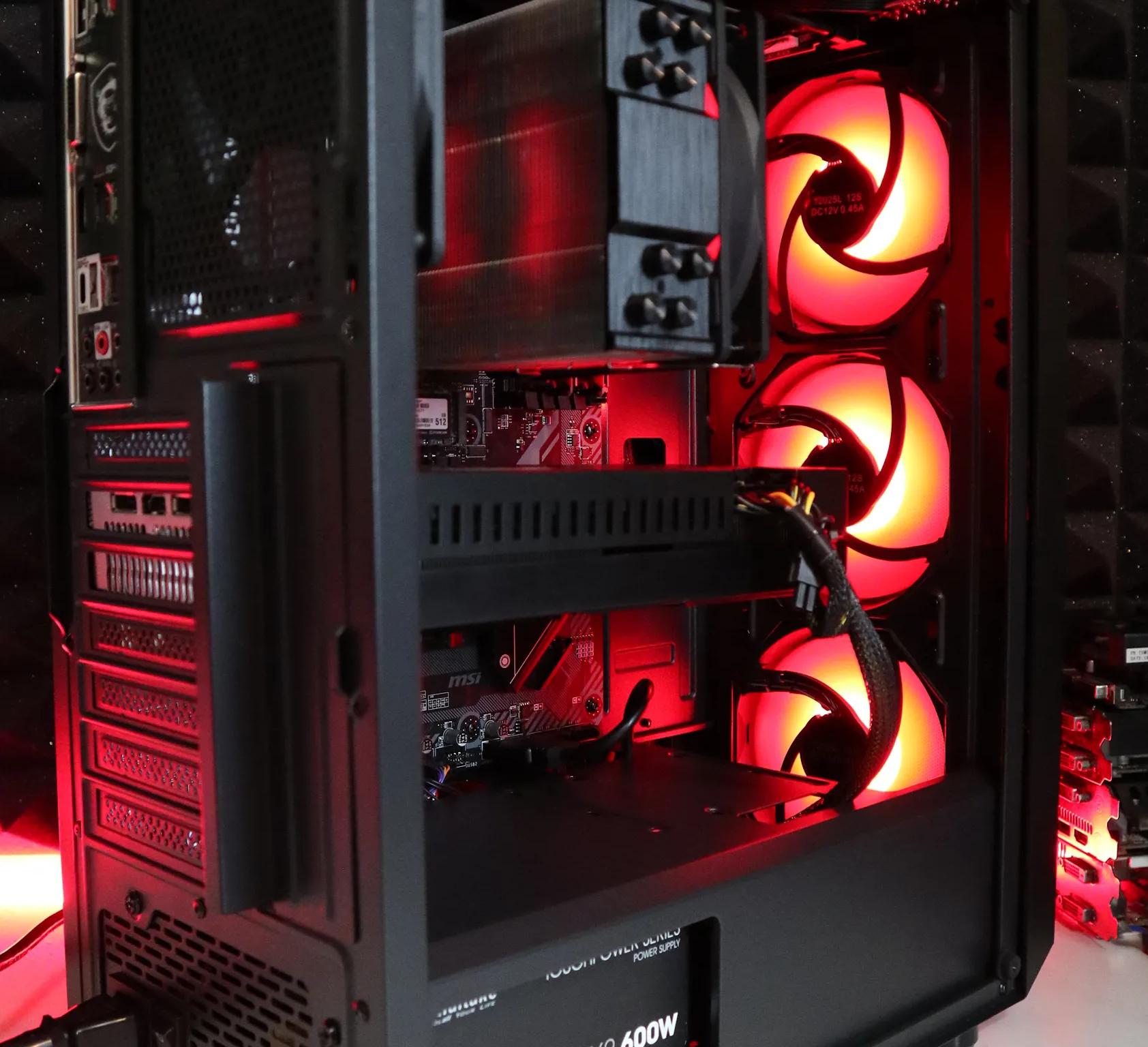 Type S | Ryzen 7 1700 / RX 5700 XT 8GB Gaming PC