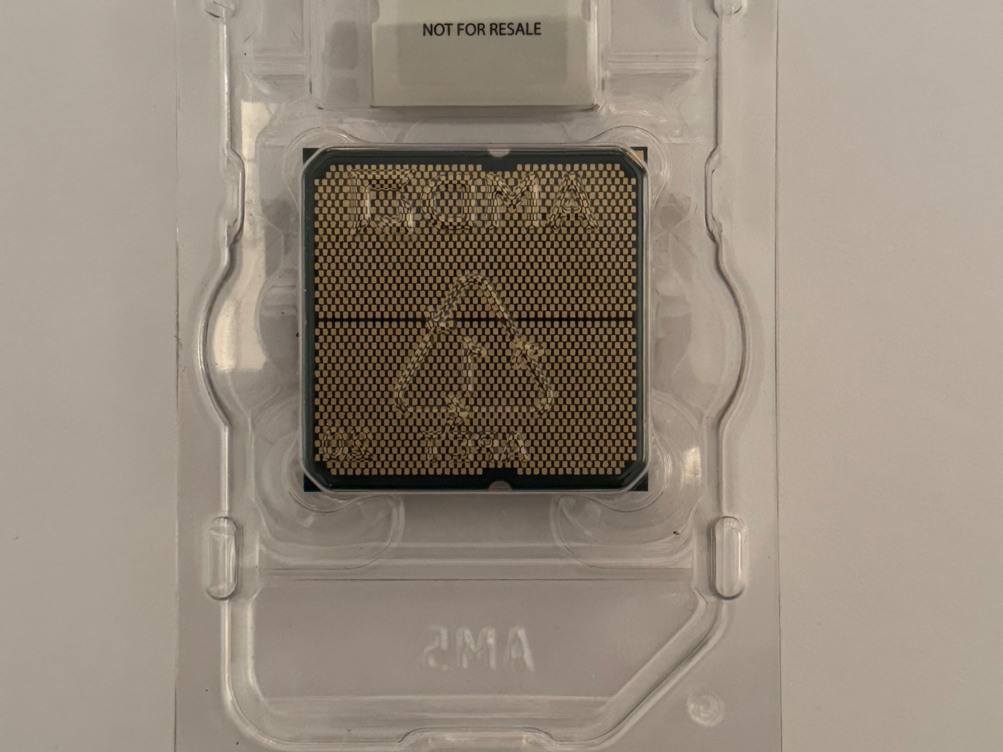 AMD Ryzen 7 7700X 8-Core, 16-Thread Unlocked Desktop Processor