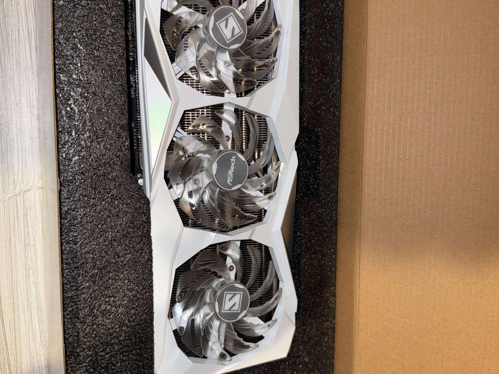 7900 GRE - ASROCK Steel Legend OC