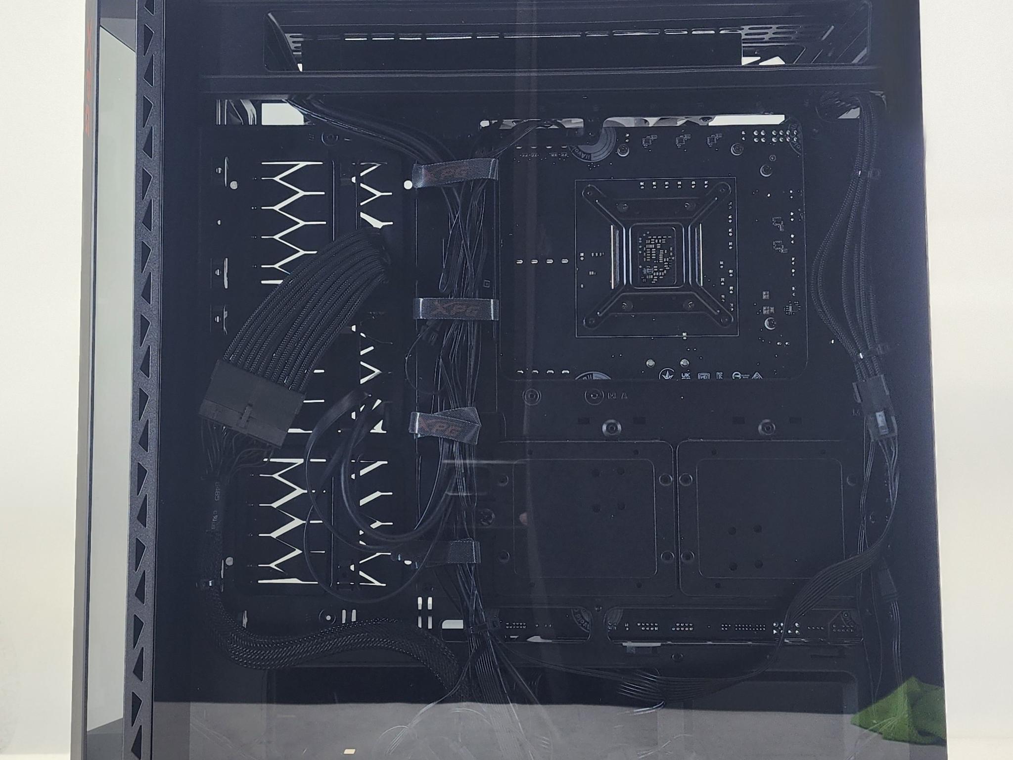 Gaming PC Intel Ultra 5 225F 16GB RAM 1TB SSD RTX 5060  8GB Windows 11 Computer